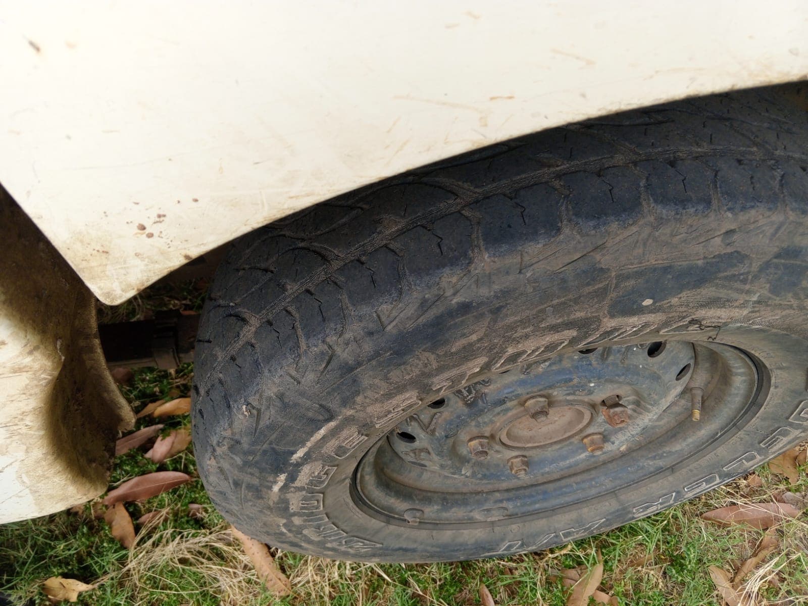 Mahindra Pick Up — image 9