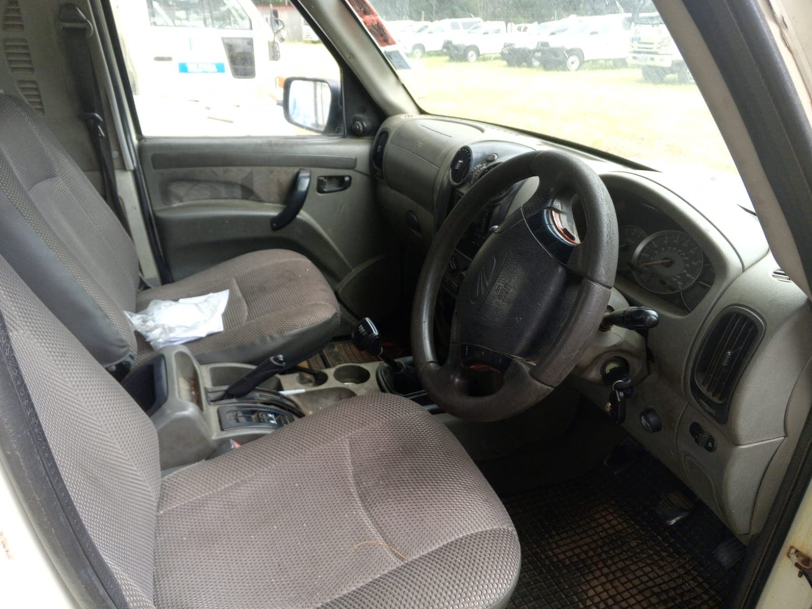 Mahindra Scorpio — imagem 8