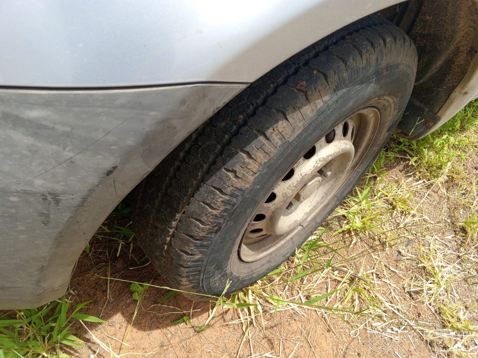 Mitsubishi L200 — imagem 8