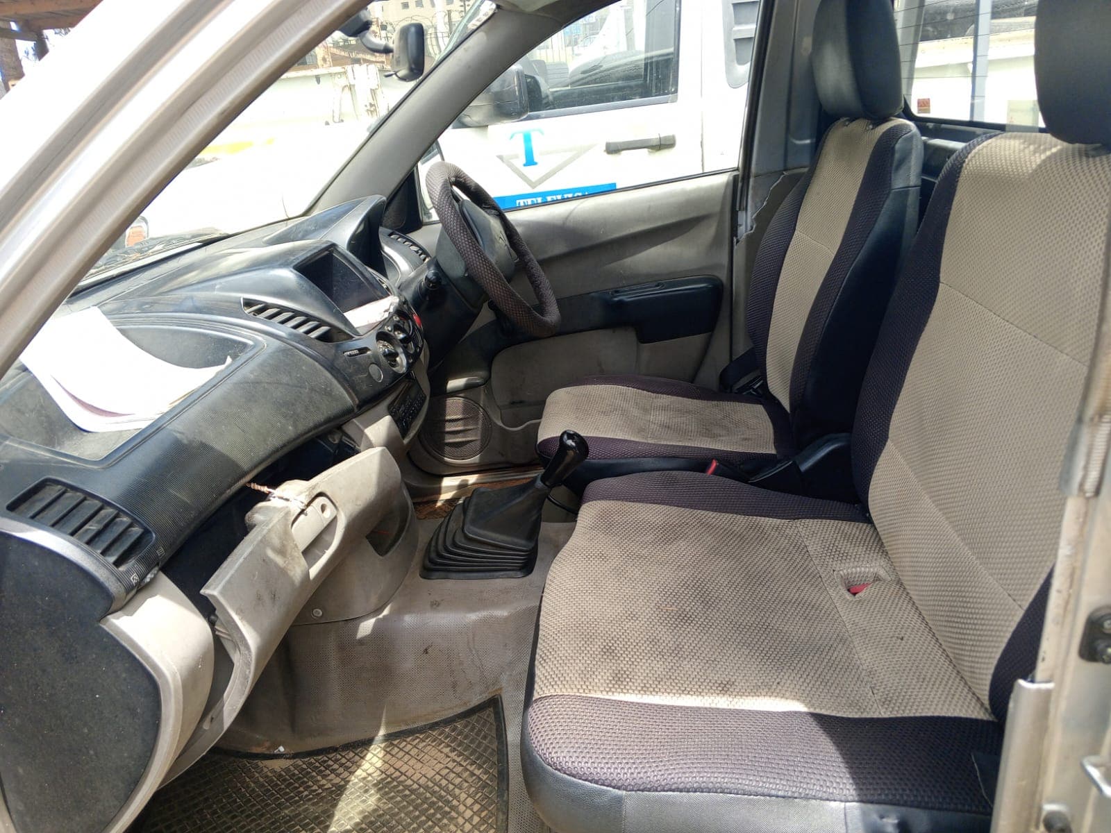 Mitsubishi L200 — imagem 11