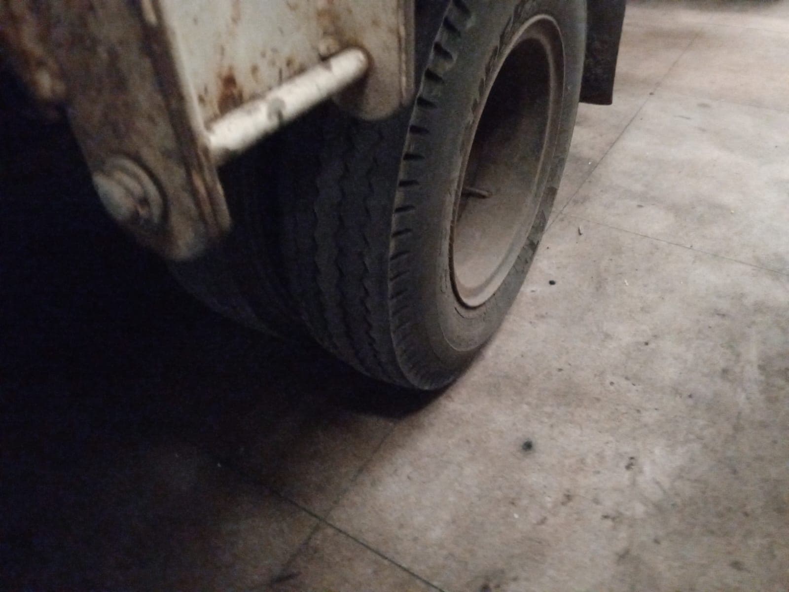 Isuzu NPR400 — imagem 8