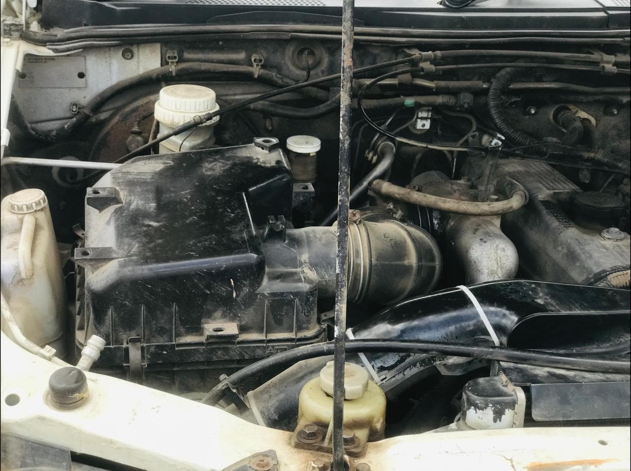 Mitsuibishi L200 — imagen 9