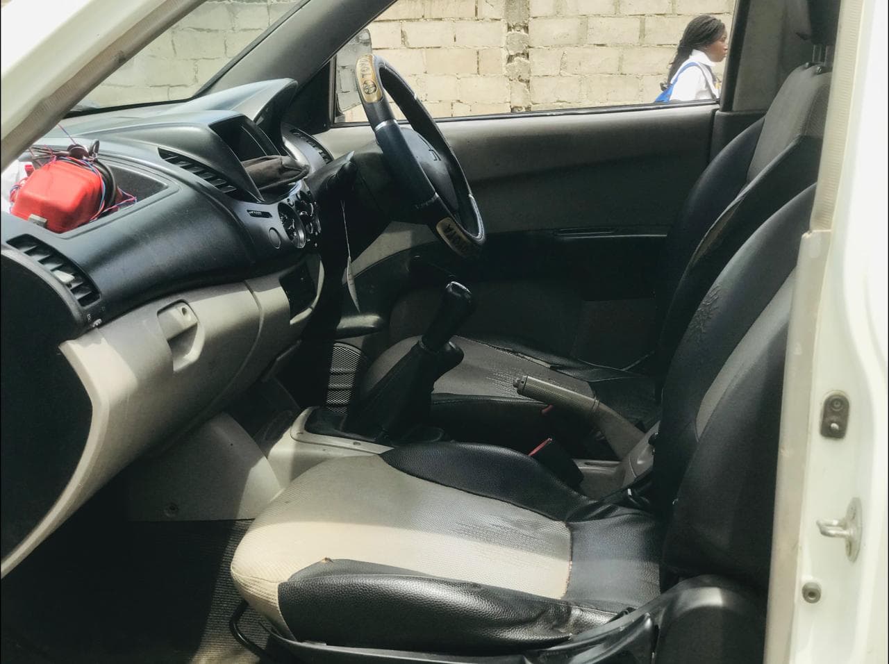Mitsuibishi L200 — imagen 18