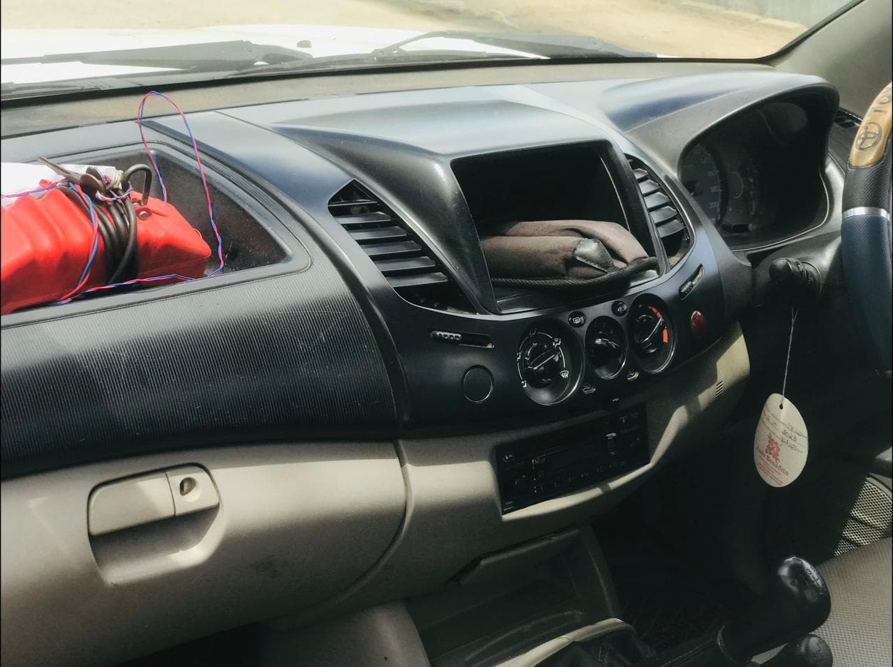 Mitsuibishi L200 — imagen 16