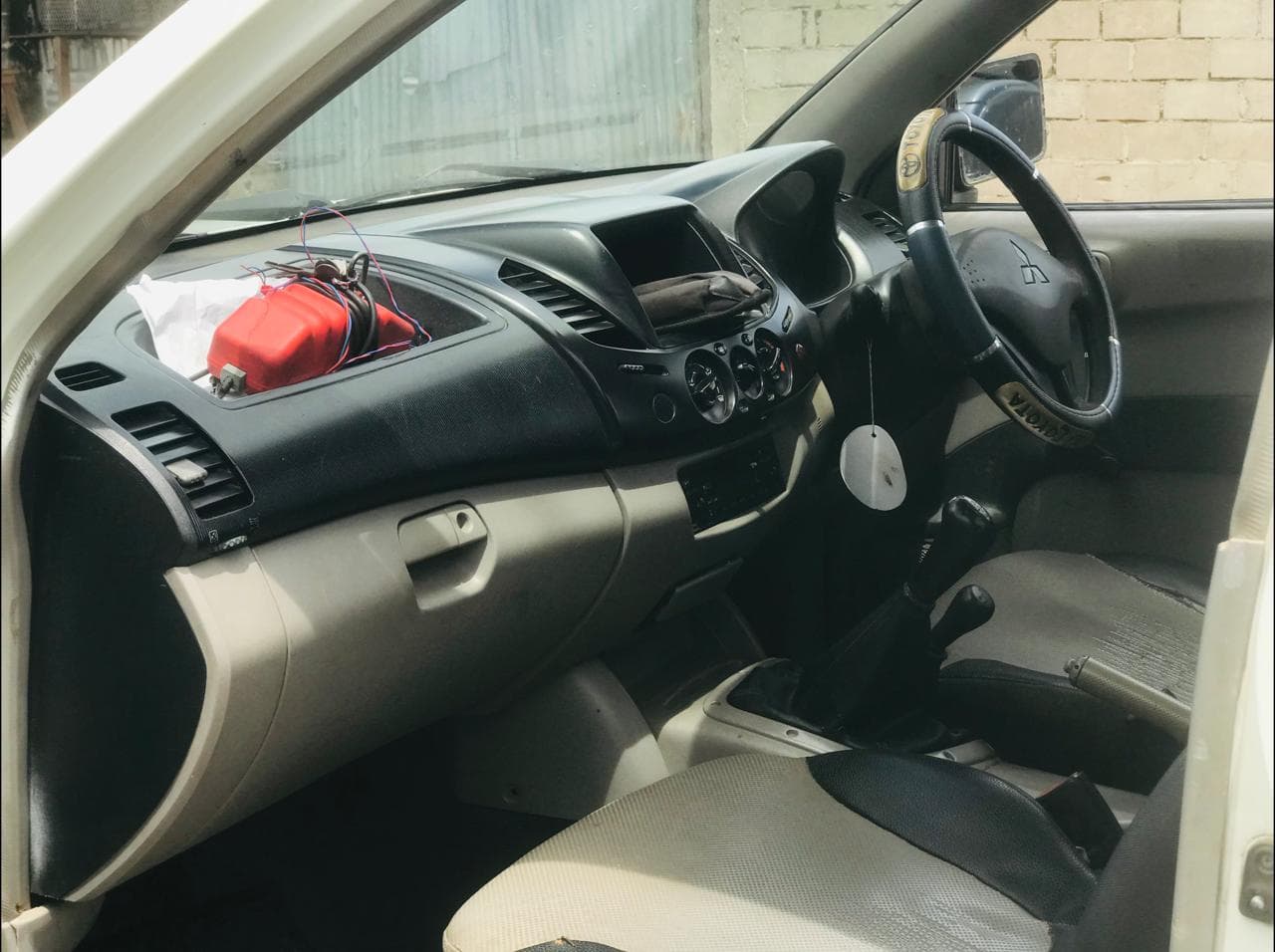 Mitsuibishi L200 — imagen 17