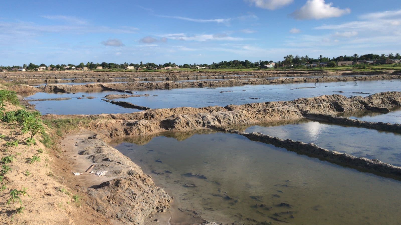 Infraestruturas e Salinas em Terreno de 15,687 Ha - Ilha de Moçambique — imagem 3