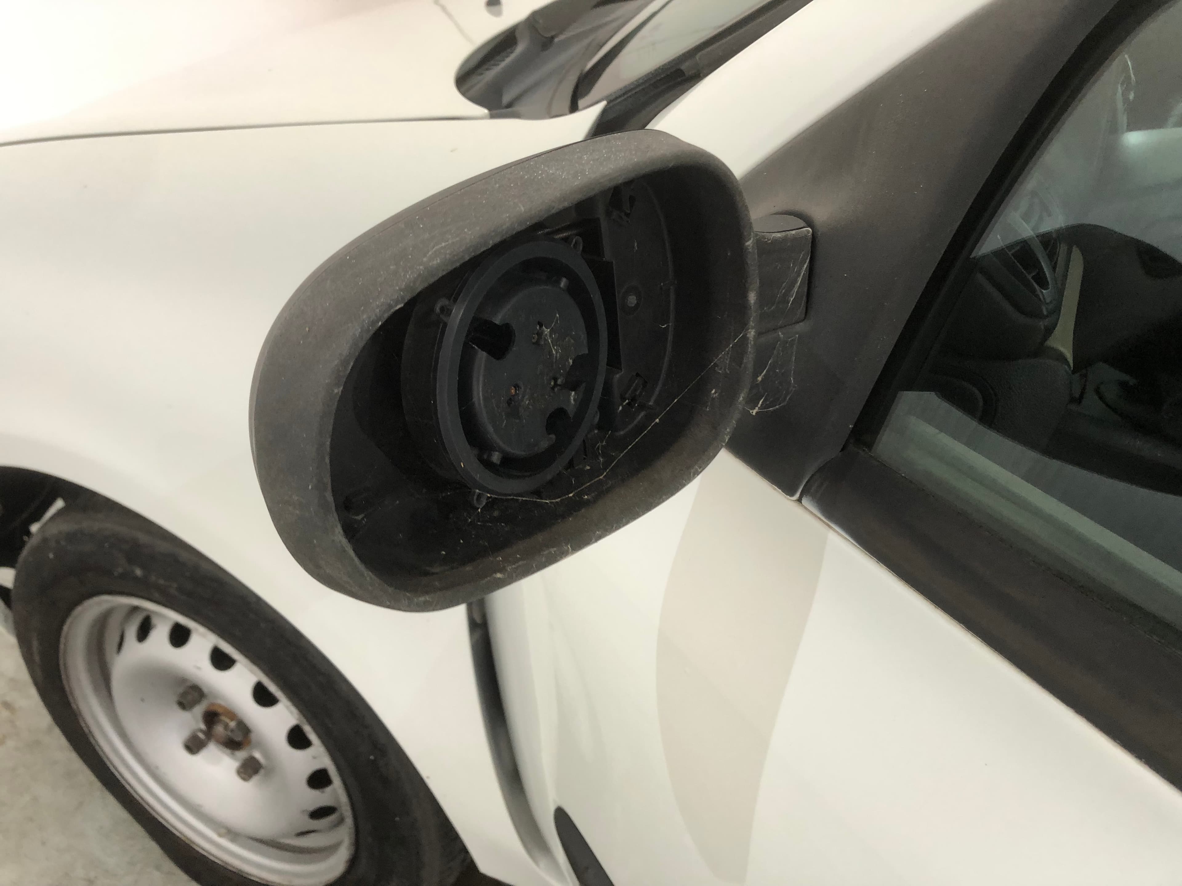 Renault Clio 1.5 DCI · 2001 — imagem 12