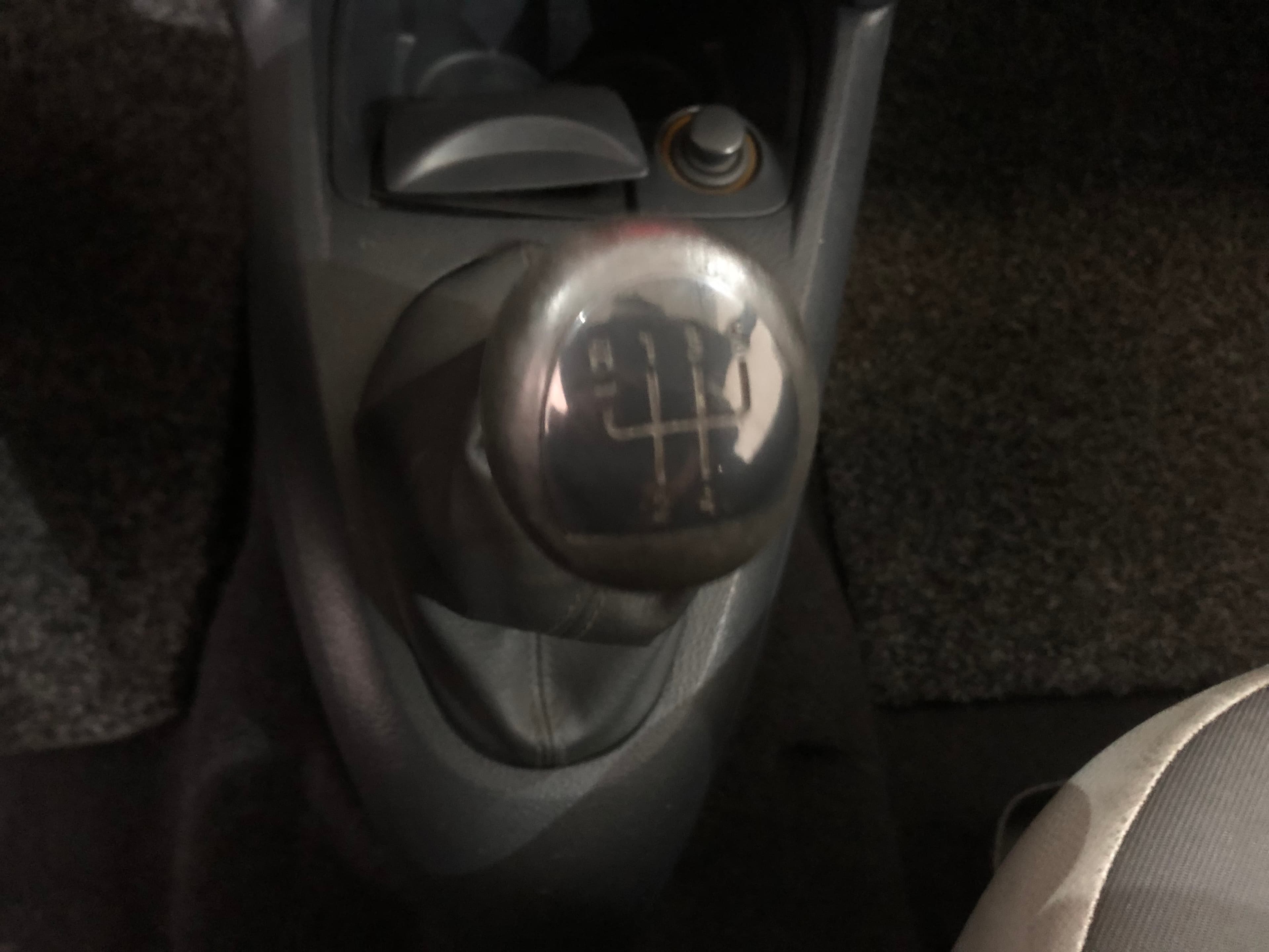 Renault Clio 1.5 DCI · 2001 — imagem 28