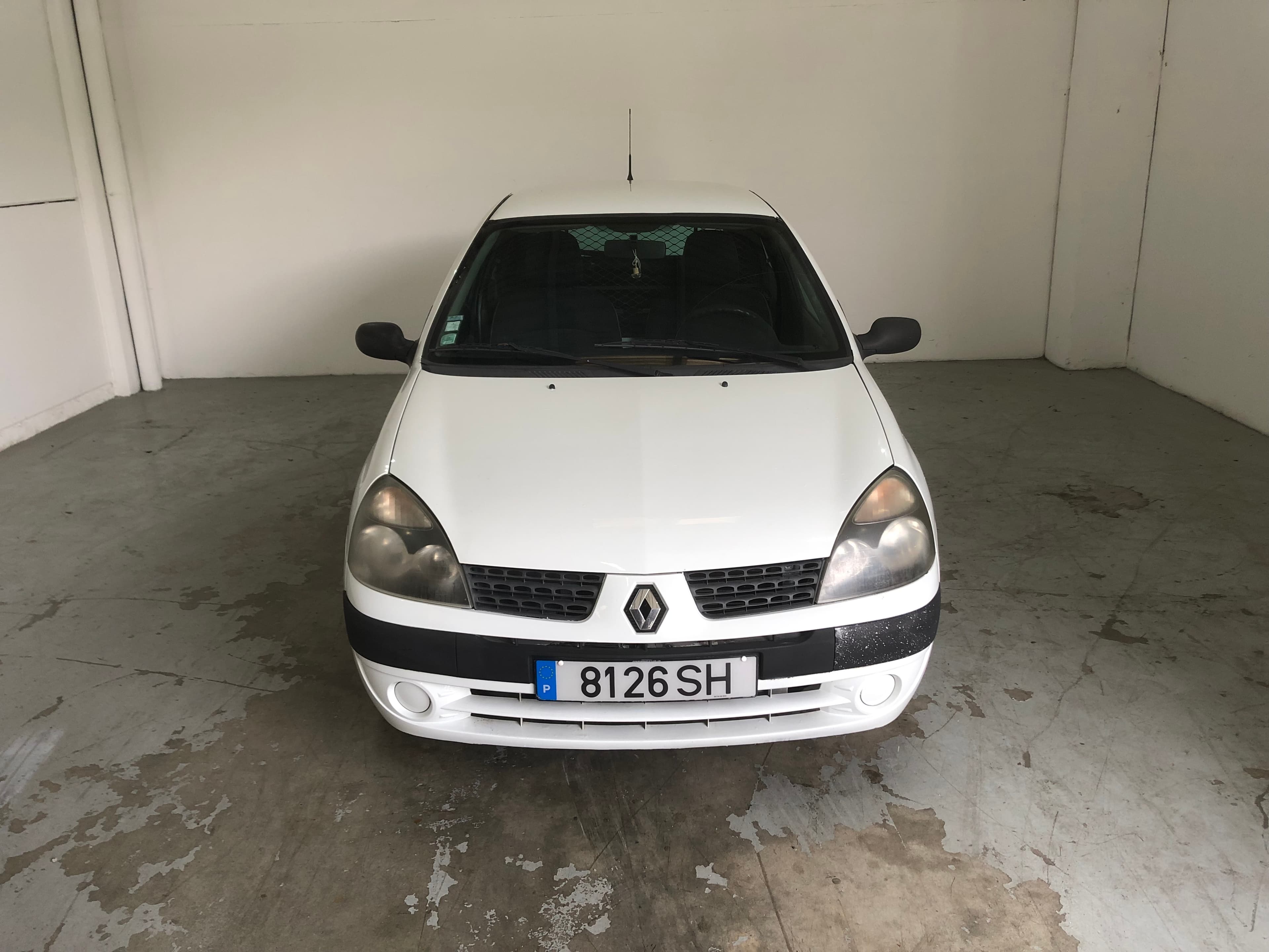 Renault Clio 1.5 DCI · 2001 — imagem 2