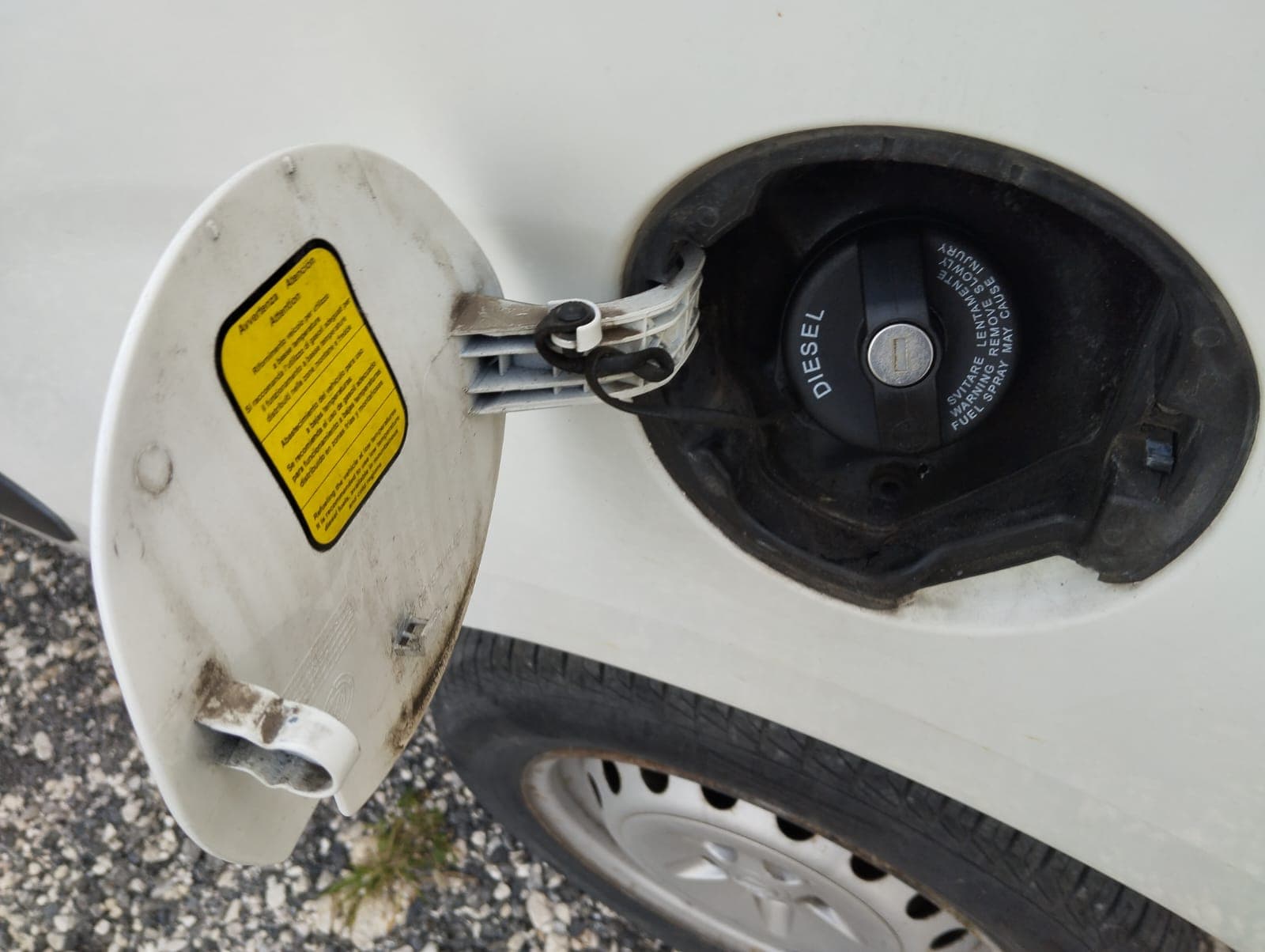 Opel Combo D Van 1.3 CDTI · Ano 2014 — imagen 12