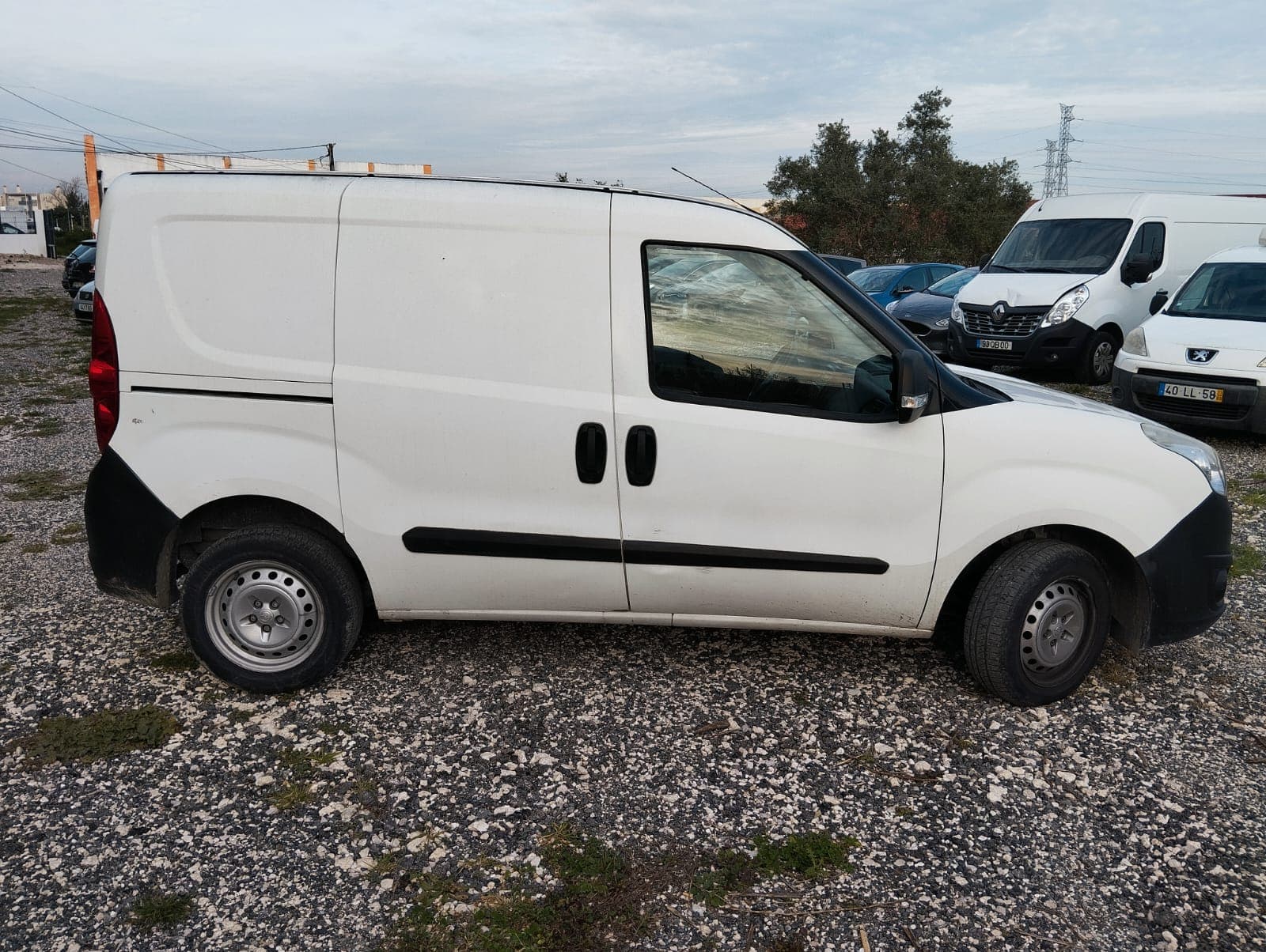 Opel Combo D Van 1.3 CDTI · Ano 2014 — imagen 5