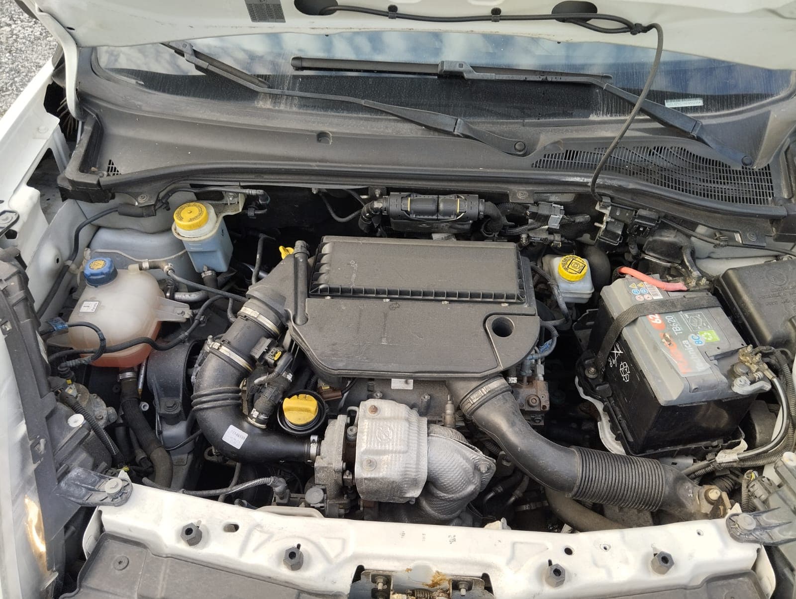 Opel Combo D Van 1.3 CDTI · Ano 2014 — imagen 17