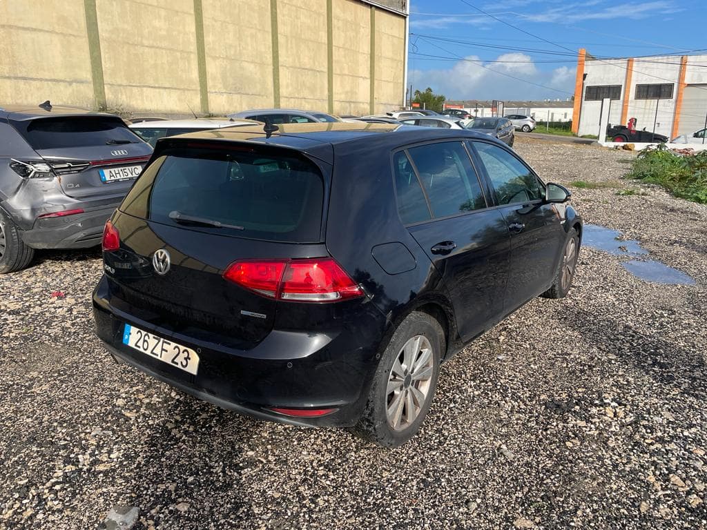 Volkswagen Golf · Ano 2014 — imagen 5