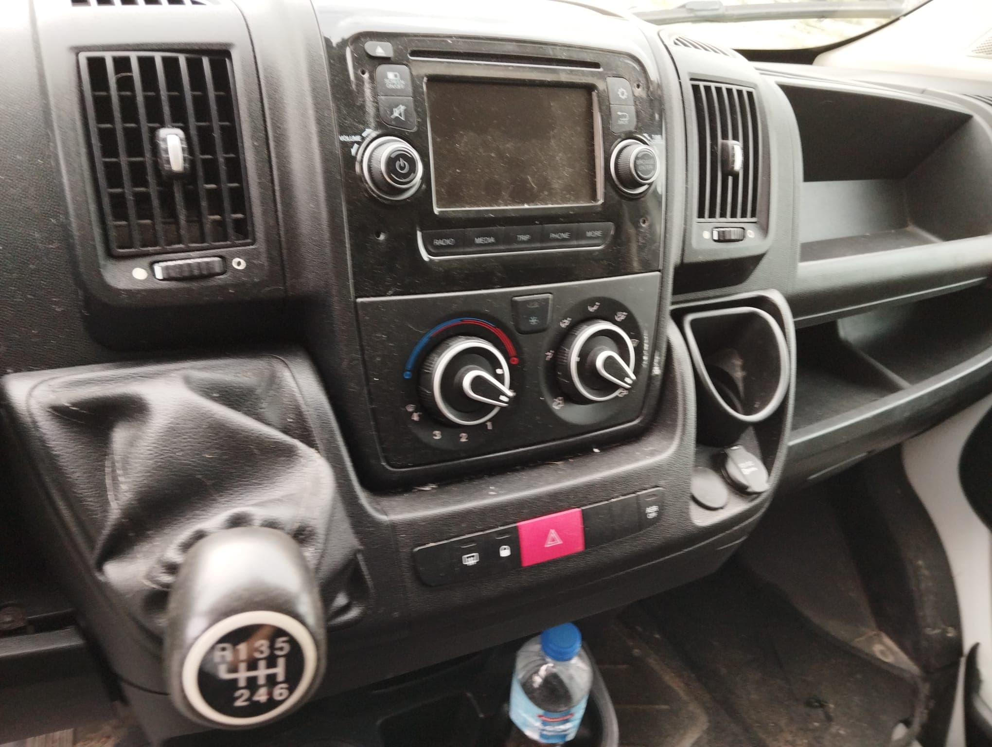 Peugeot Boxer Van · Ano 2019 — imagem 19
