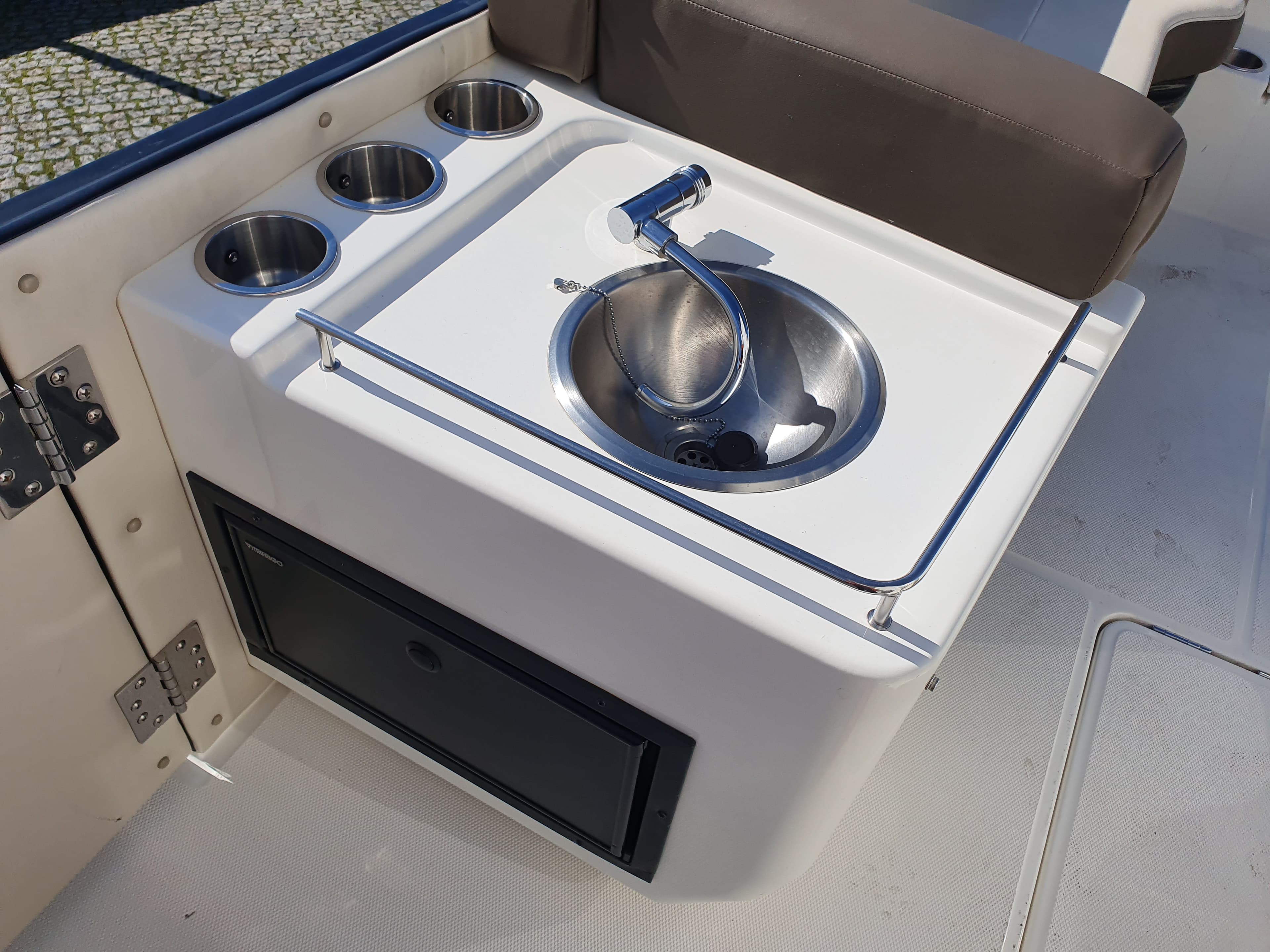 Embarcação Bayliner Element XR7 · Reboque Top Trailer — imagem 30