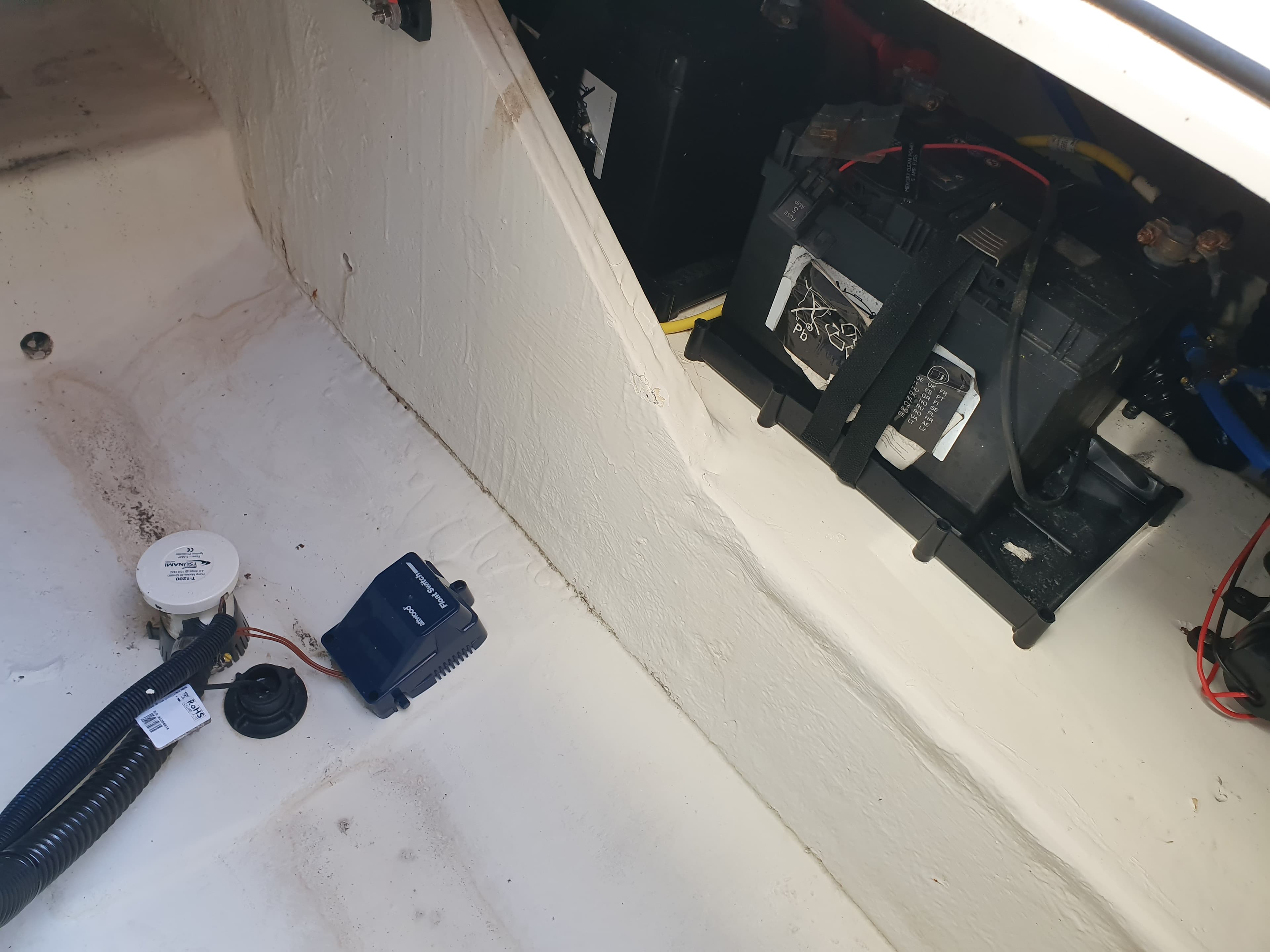 Embarcação Bayliner Element XR7 · Reboque Top Trailer — imagem 39