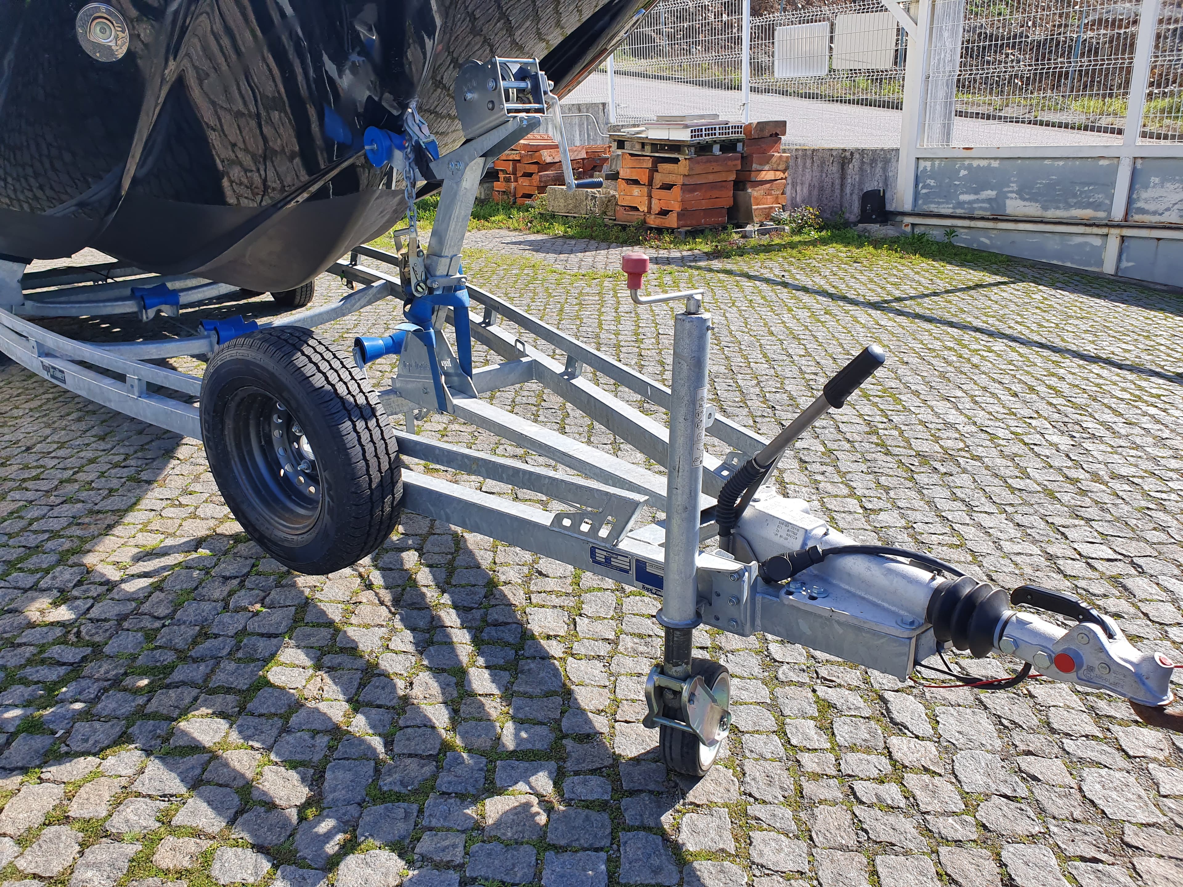 Embarcação Bayliner Element XR7 · Reboque Top Trailer — imagem 8