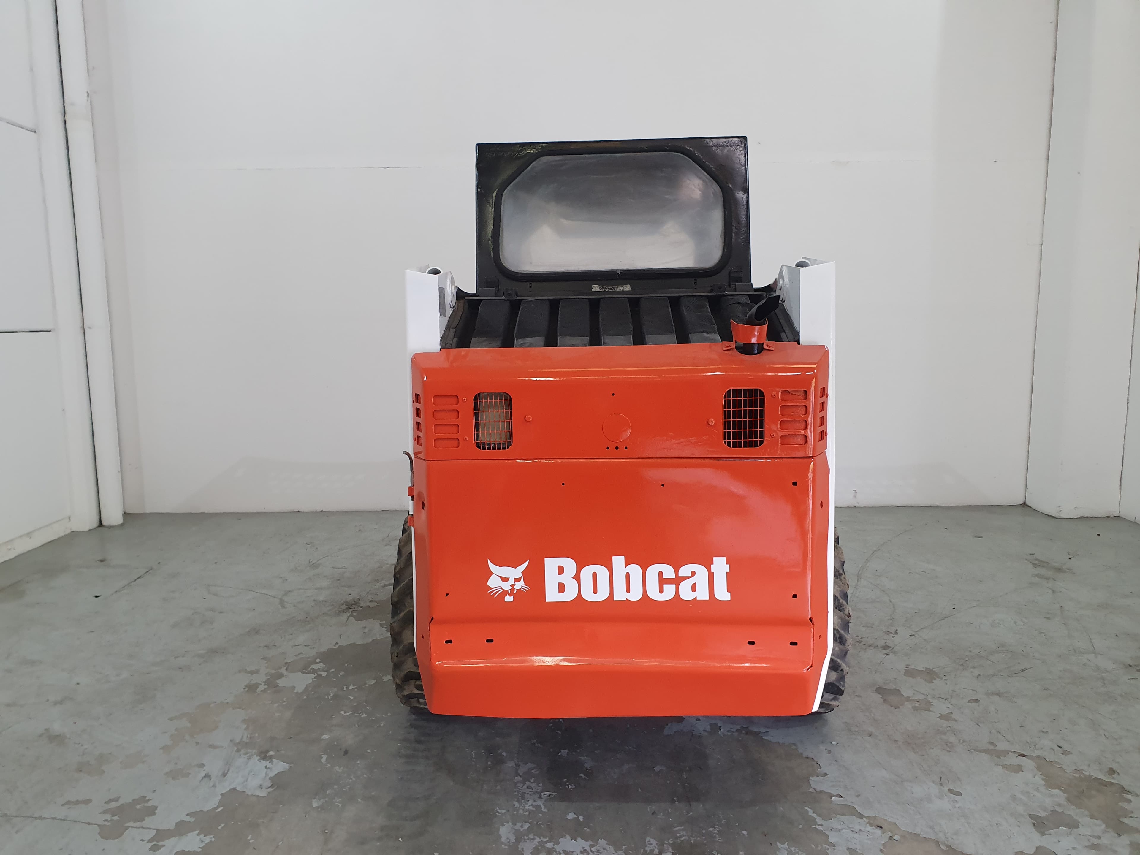 Mini Pá Carregadora Bobcat 753 — imagem 5