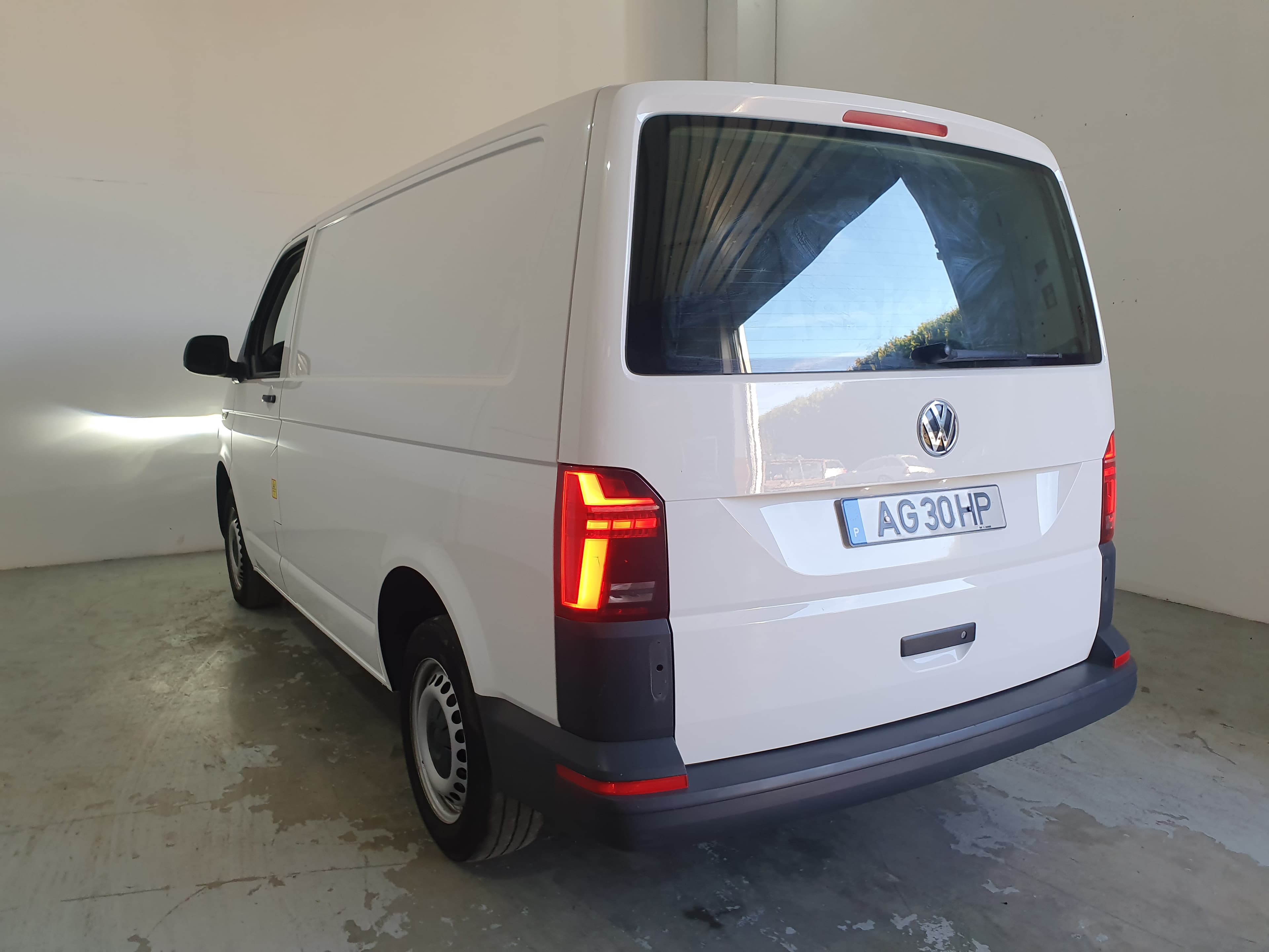 Volkswagen Transporter · Ano 2021 — imagen 6