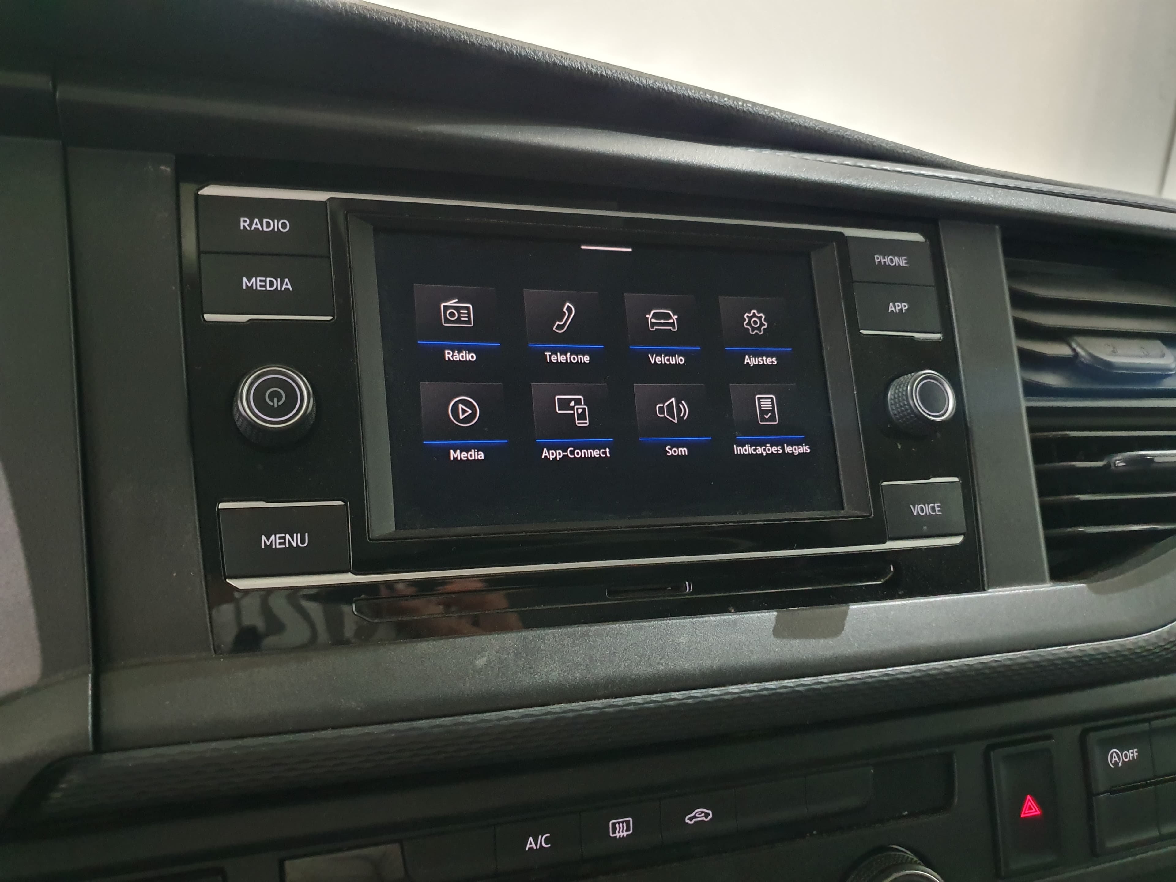 Volkswagen Transporter · Ano 2021 — imagen 31