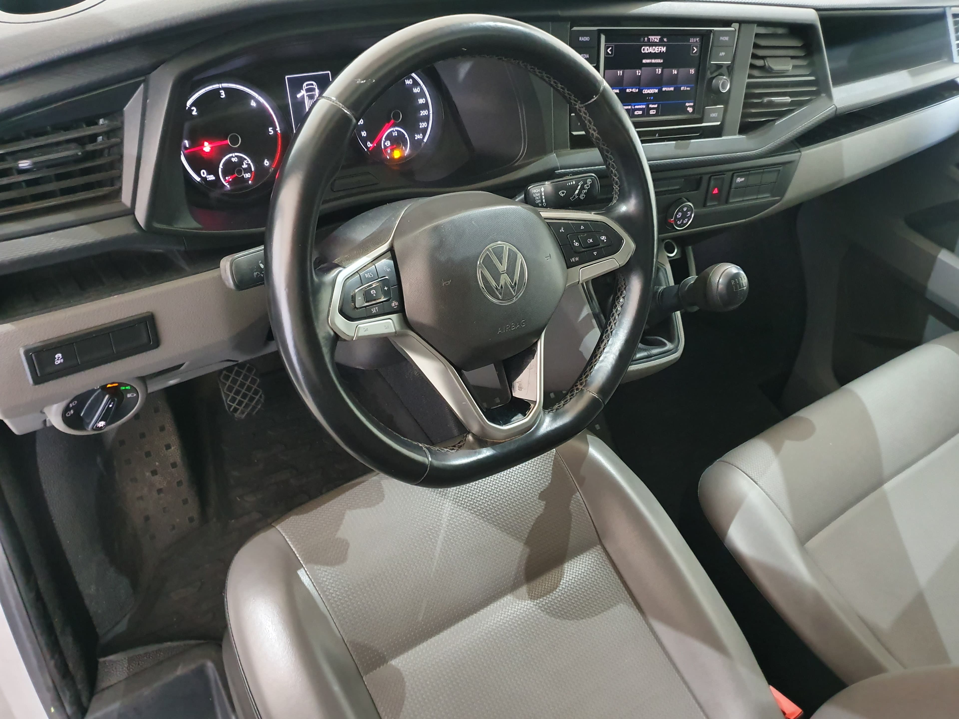 Volkswagen Transporter · Ano 2021 — imagen 23
