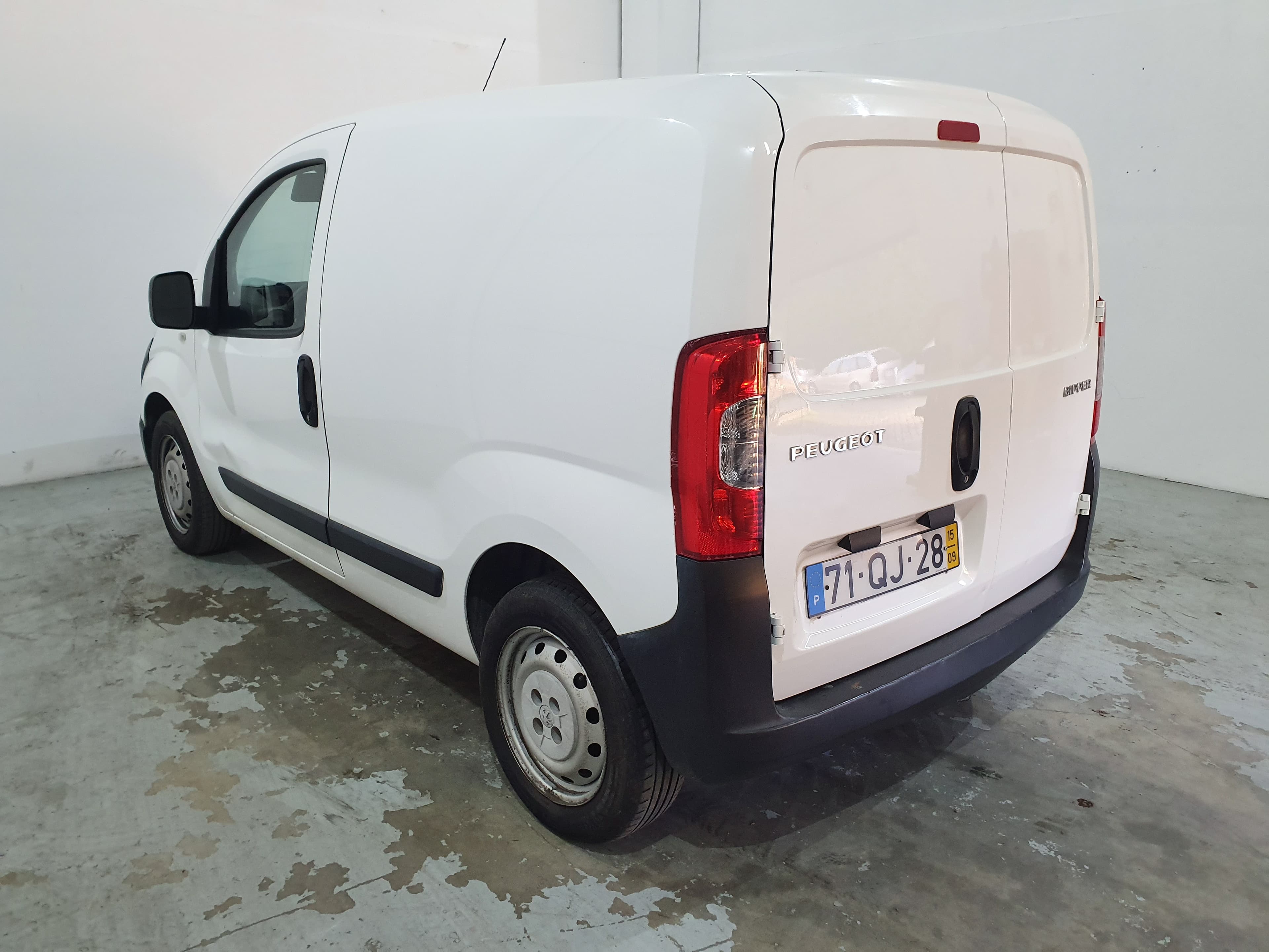 Peugeot Bipper · Ano 2015 — imagem 4