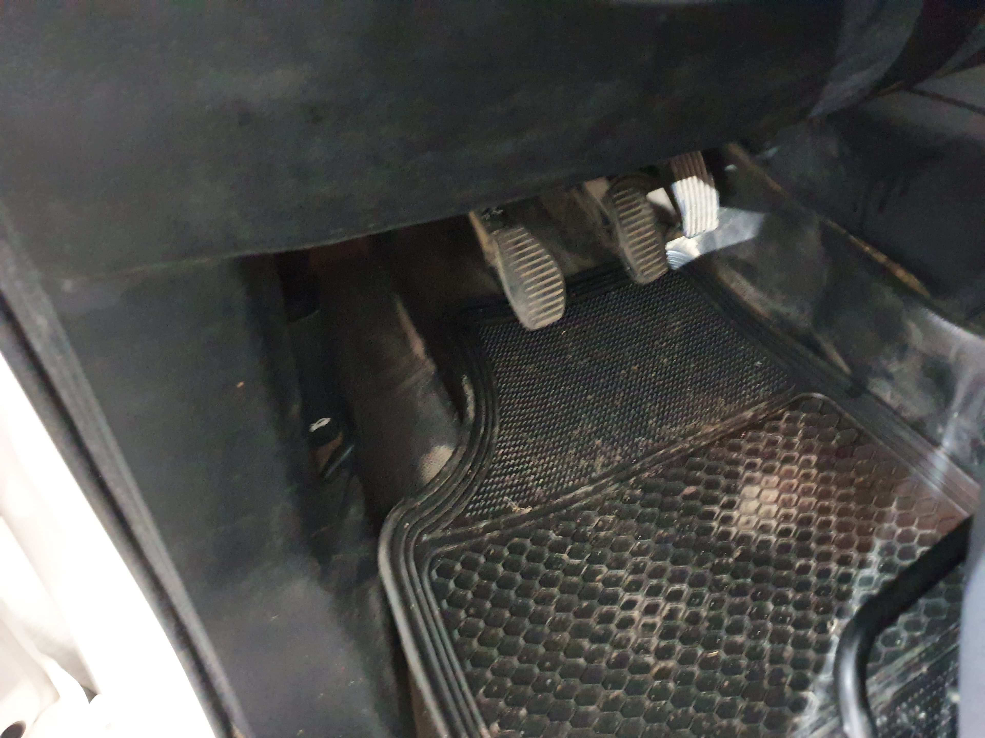 Peugeot Bipper · Ano 2015 — imagem 28