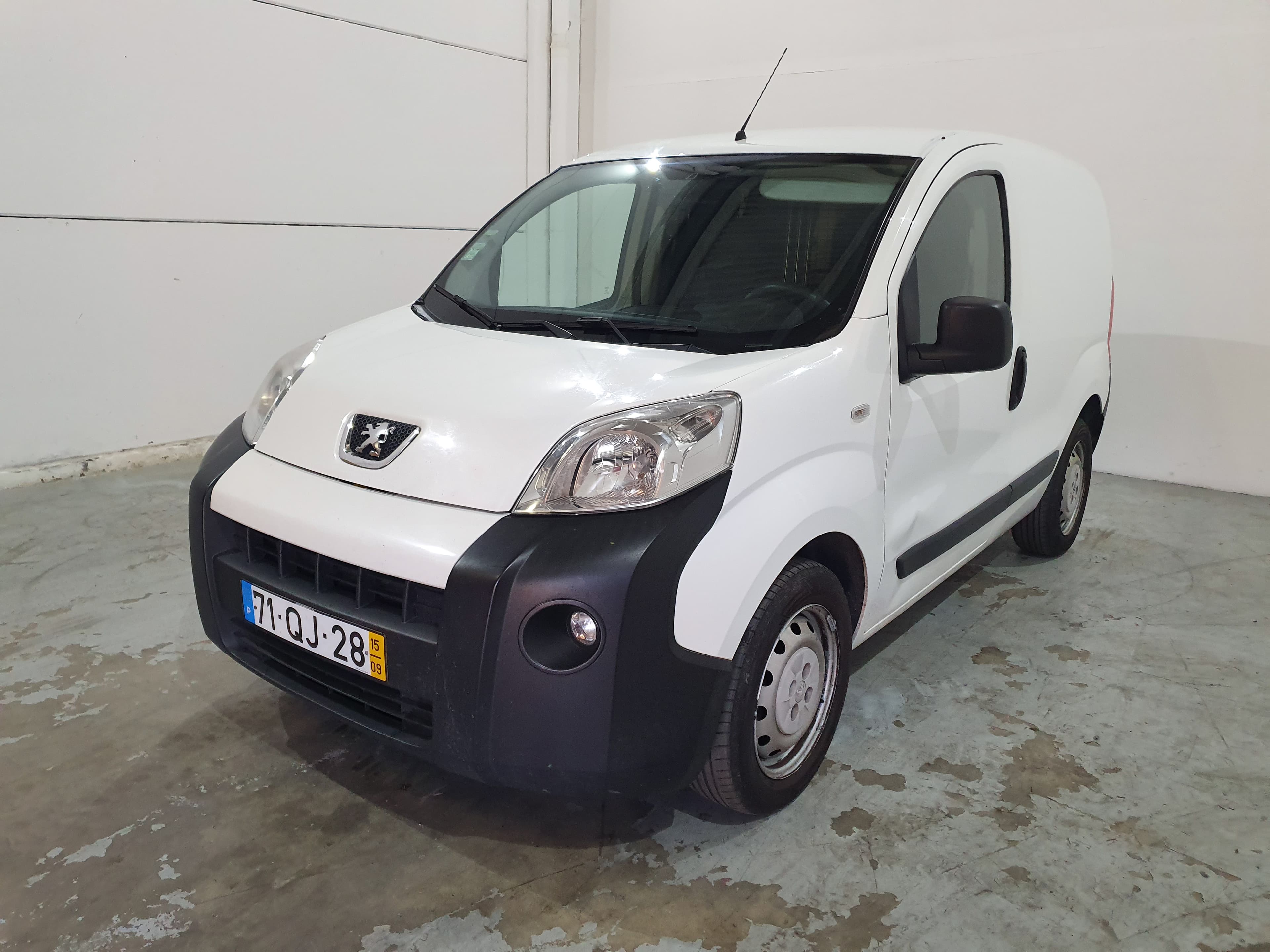 Peugeot Bipper · Ano 2015 — imagem 3