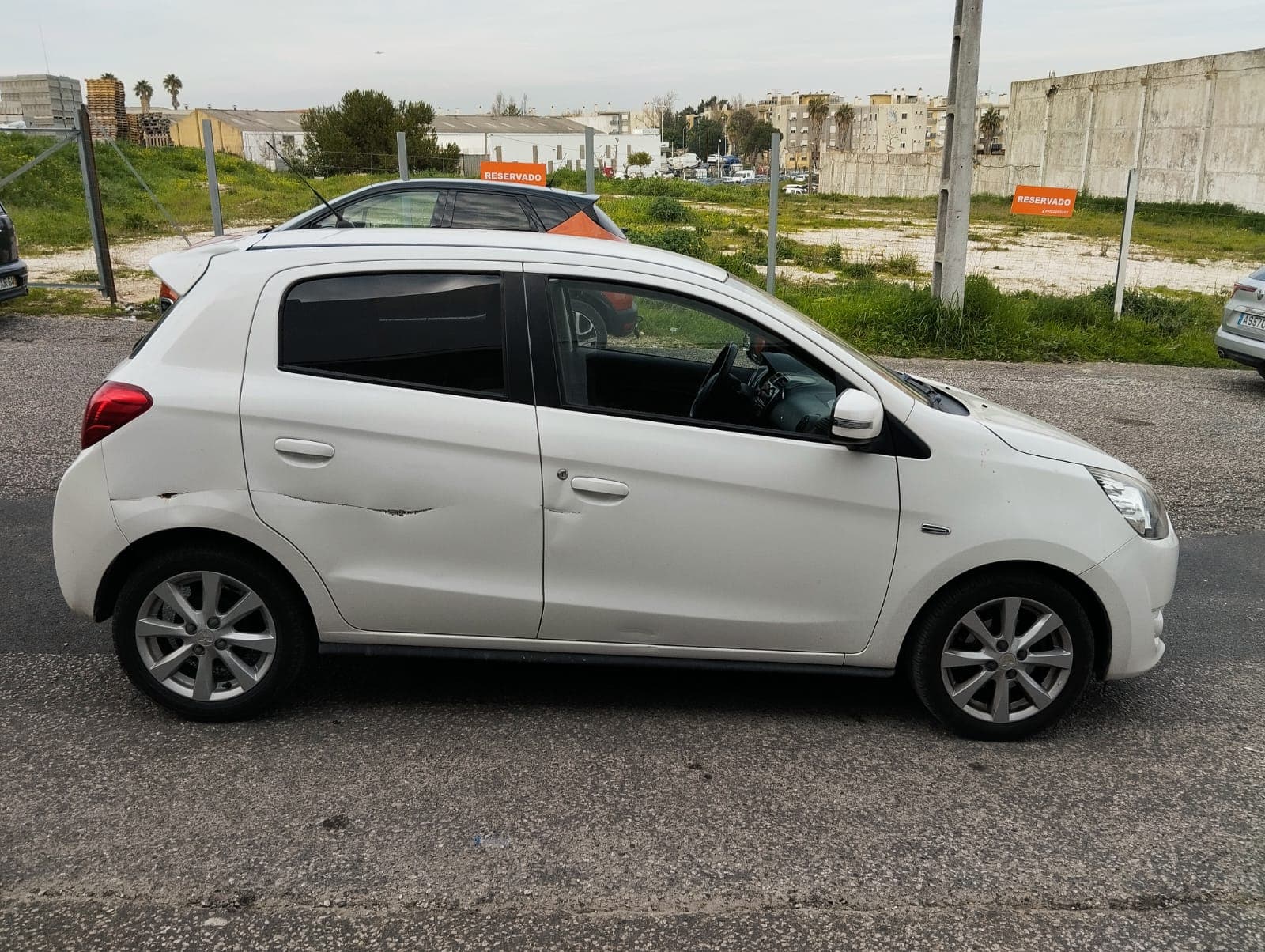 Mitsubishi Space Star Hatchback 1.2 · Ano 2016 — imagem 4