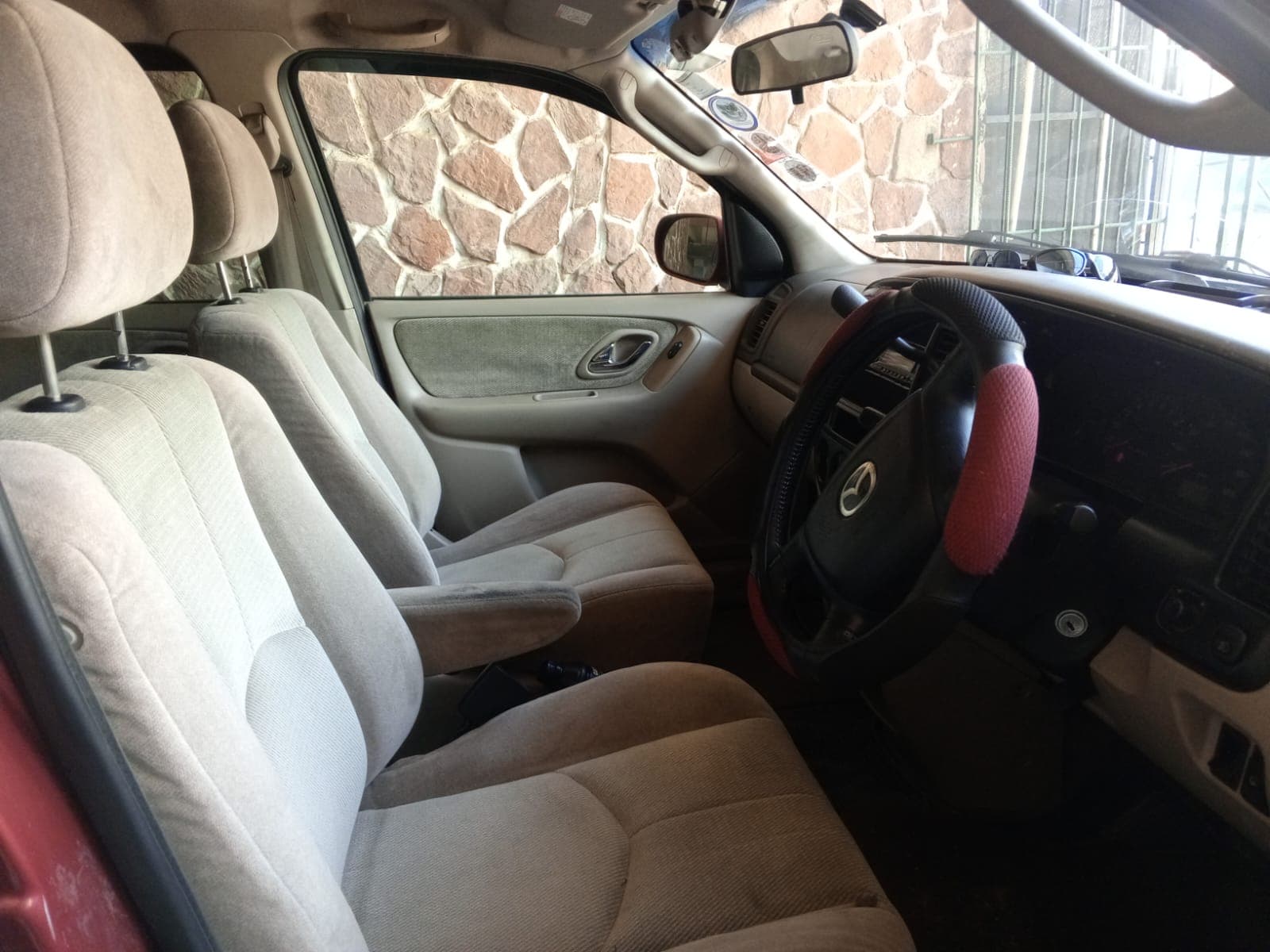 Mazda Tribute · Ano 2001 — imagem 3