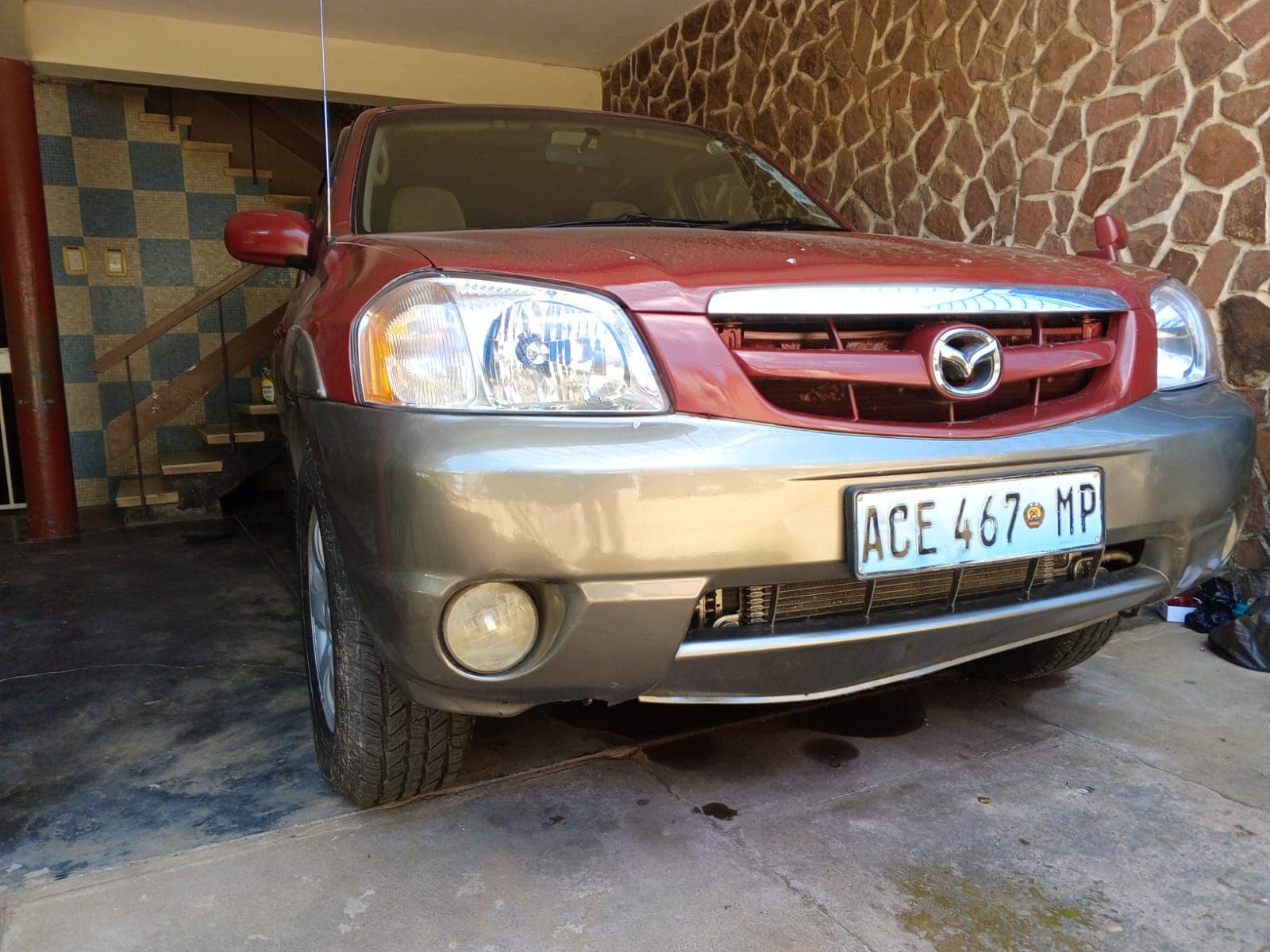 Mazda Tribute · Ano 2001 — imagem 1