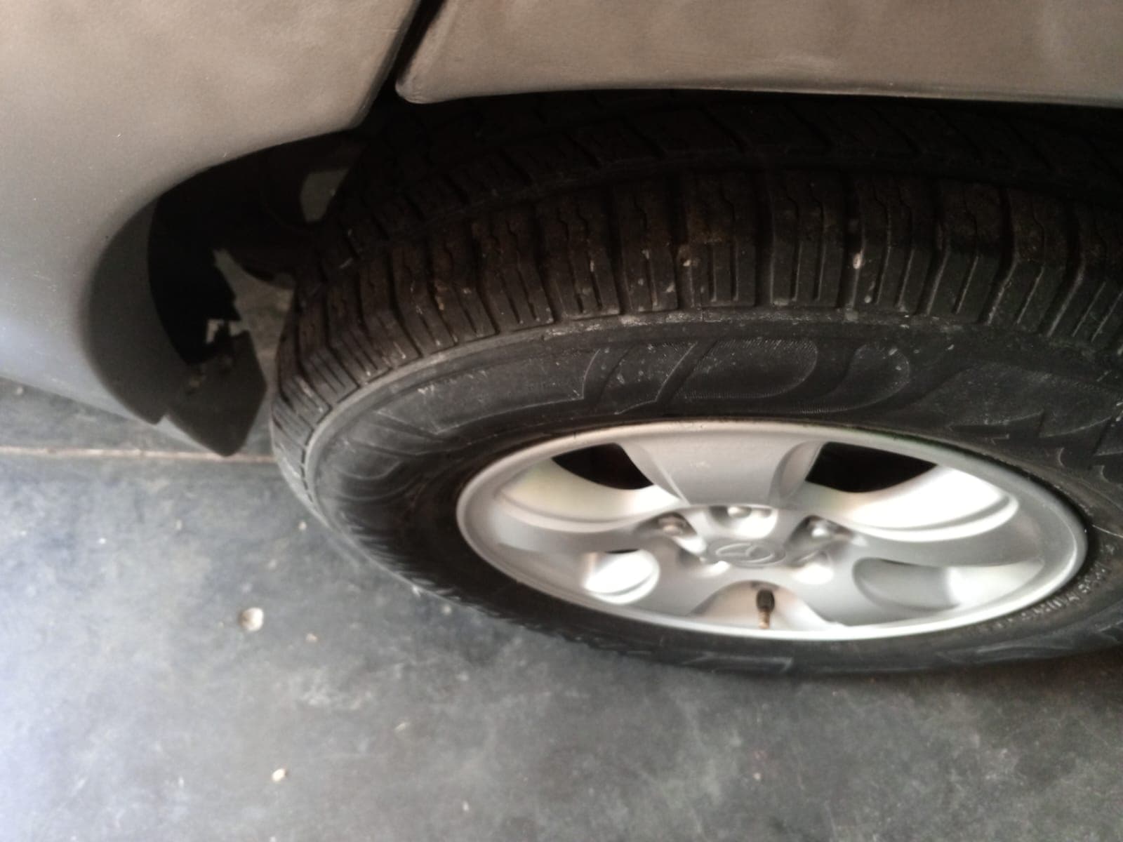Mazda Tribute · Ano 2001 — imagem 11