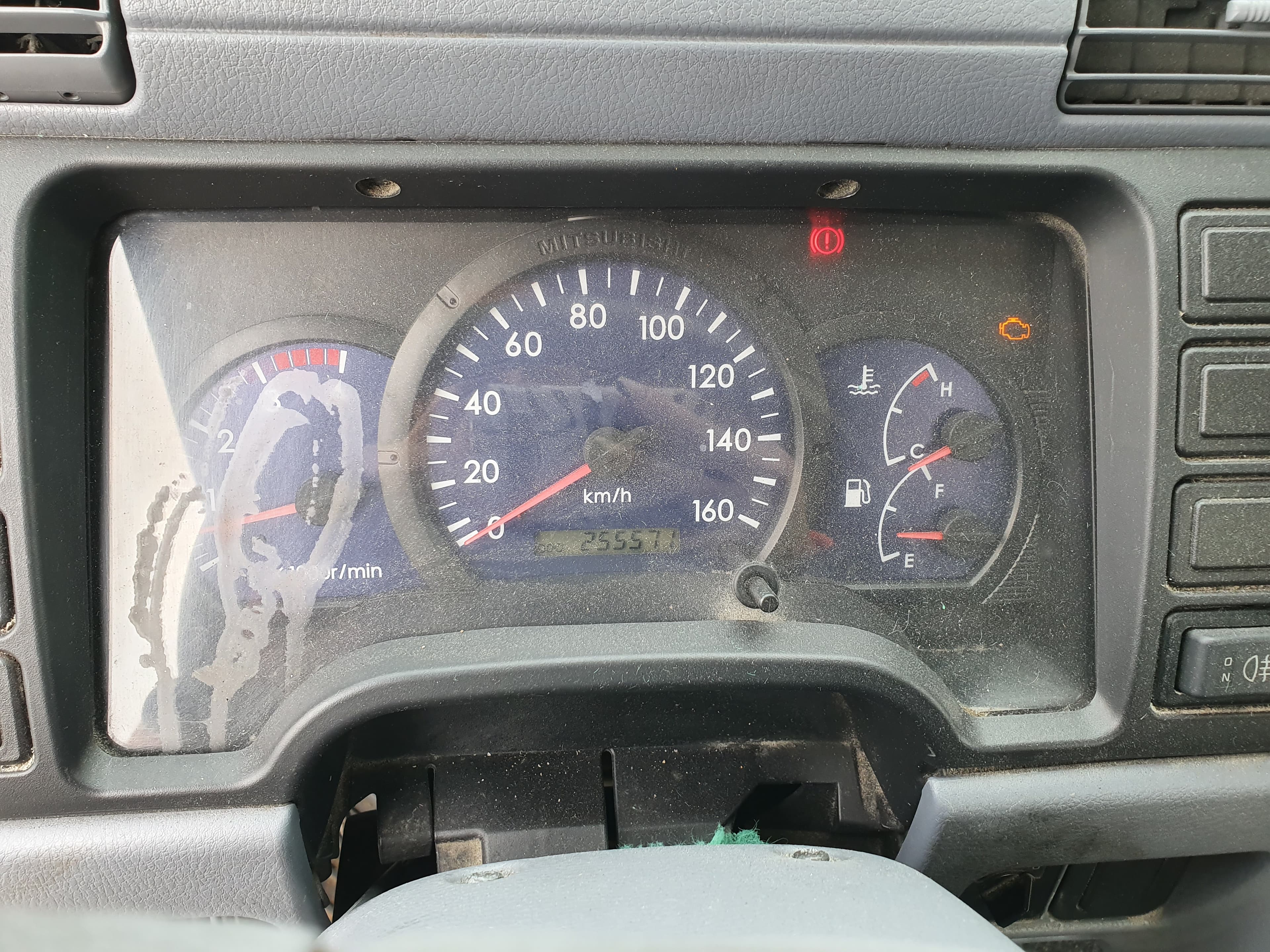 Mitsubishi Canter · Ano 2008 — imagem 25