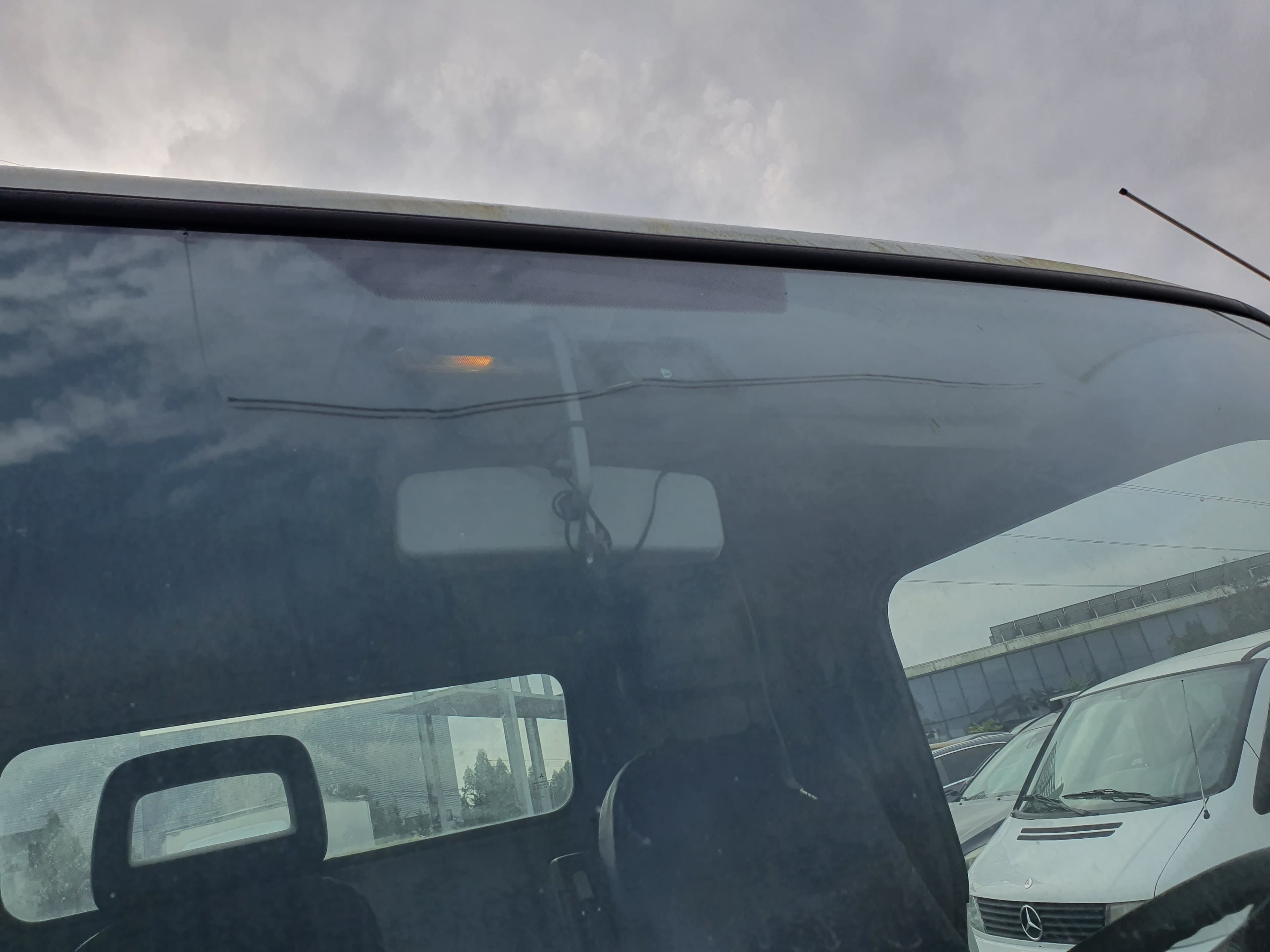 Mitsubishi Canter · Ano 2008 — imagem 9