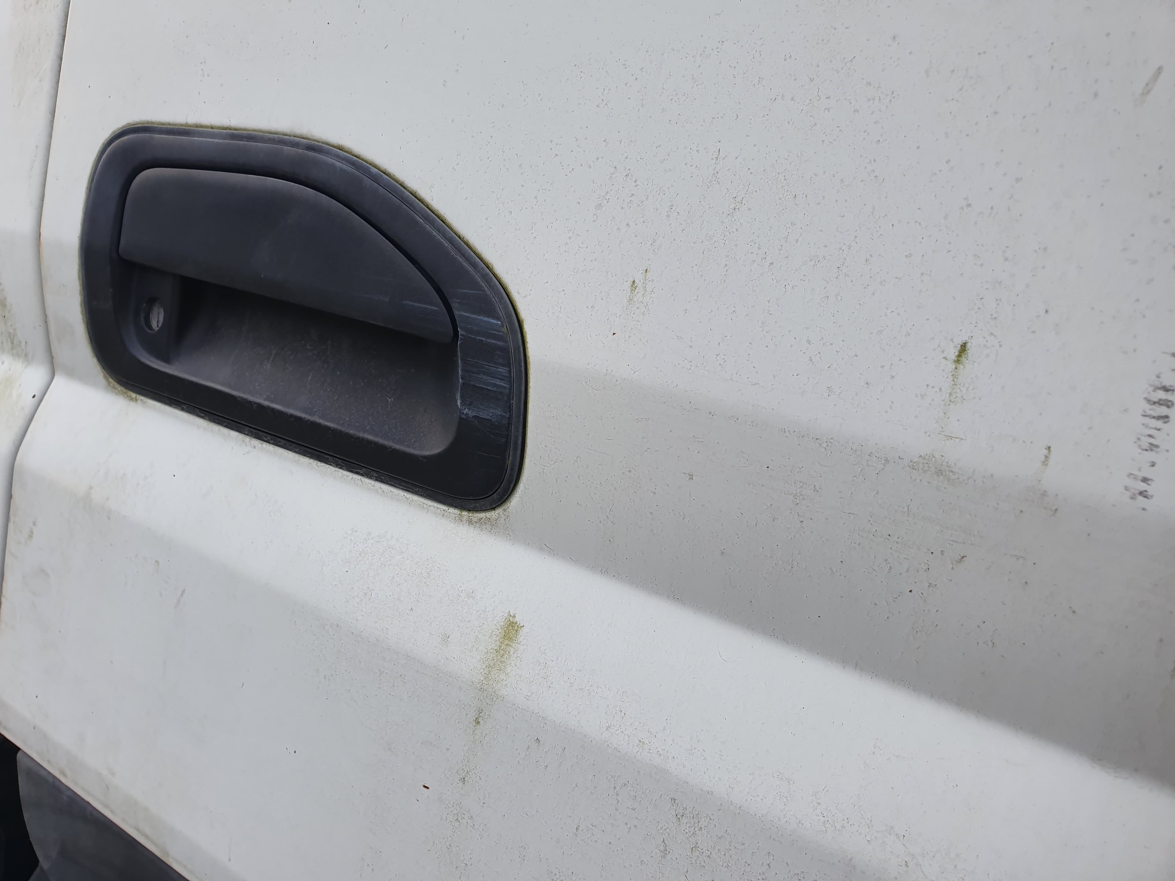 Mitsubishi Canter · Ano 2008 — imagem 11