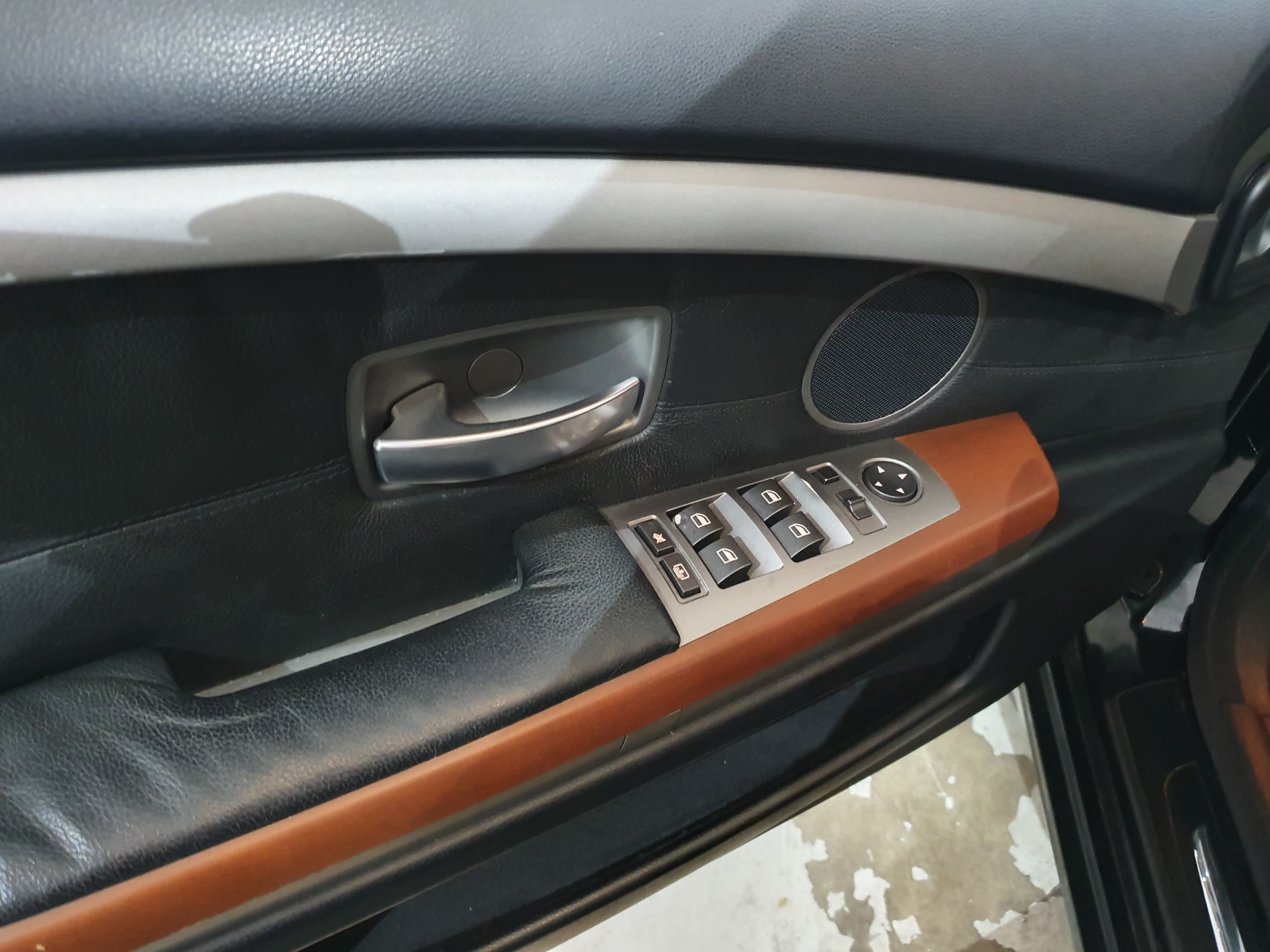 BMW 730D · Ano 2004 — imagem 30