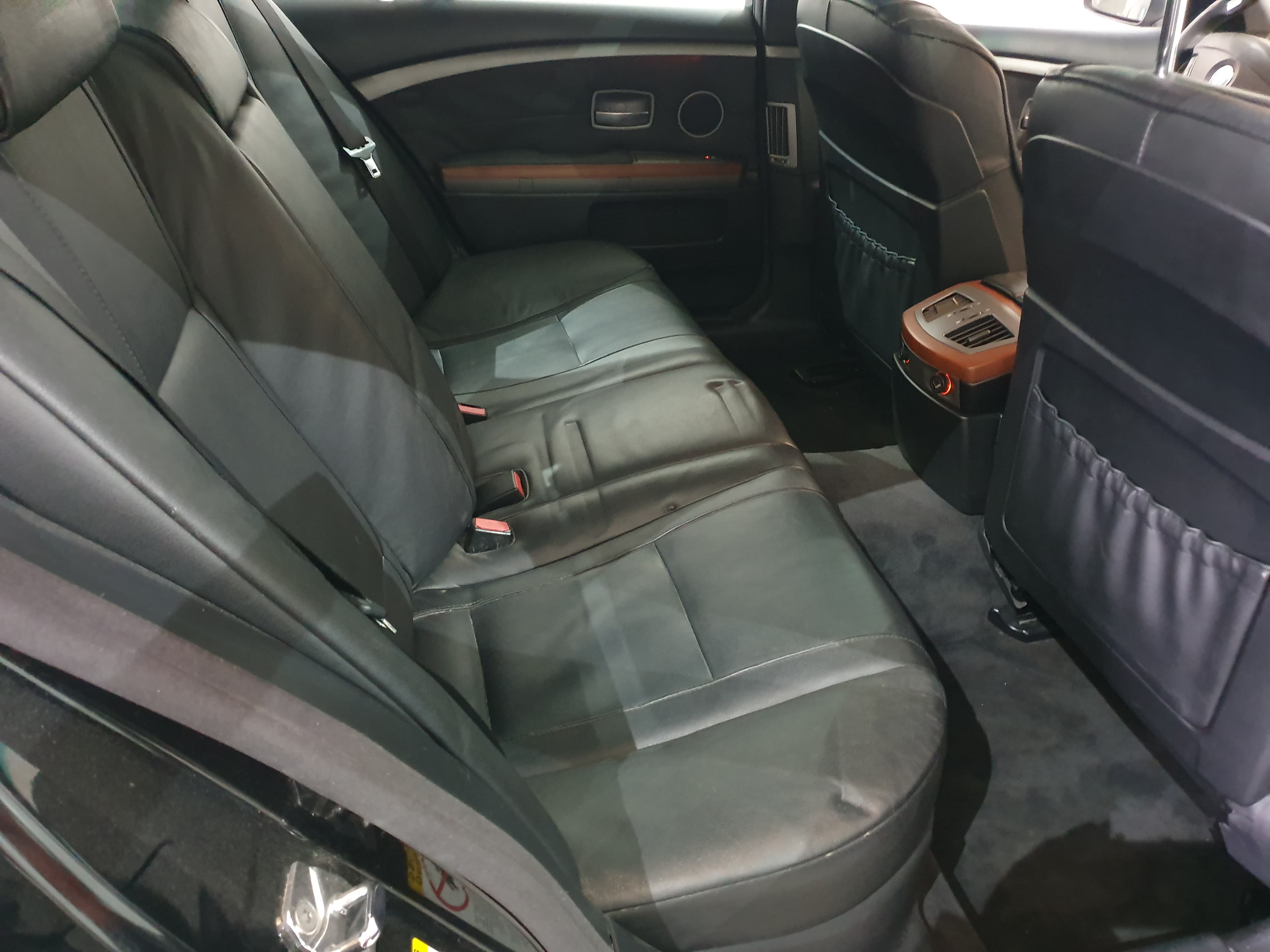 BMW 730D · Ano 2004 — imagem 22