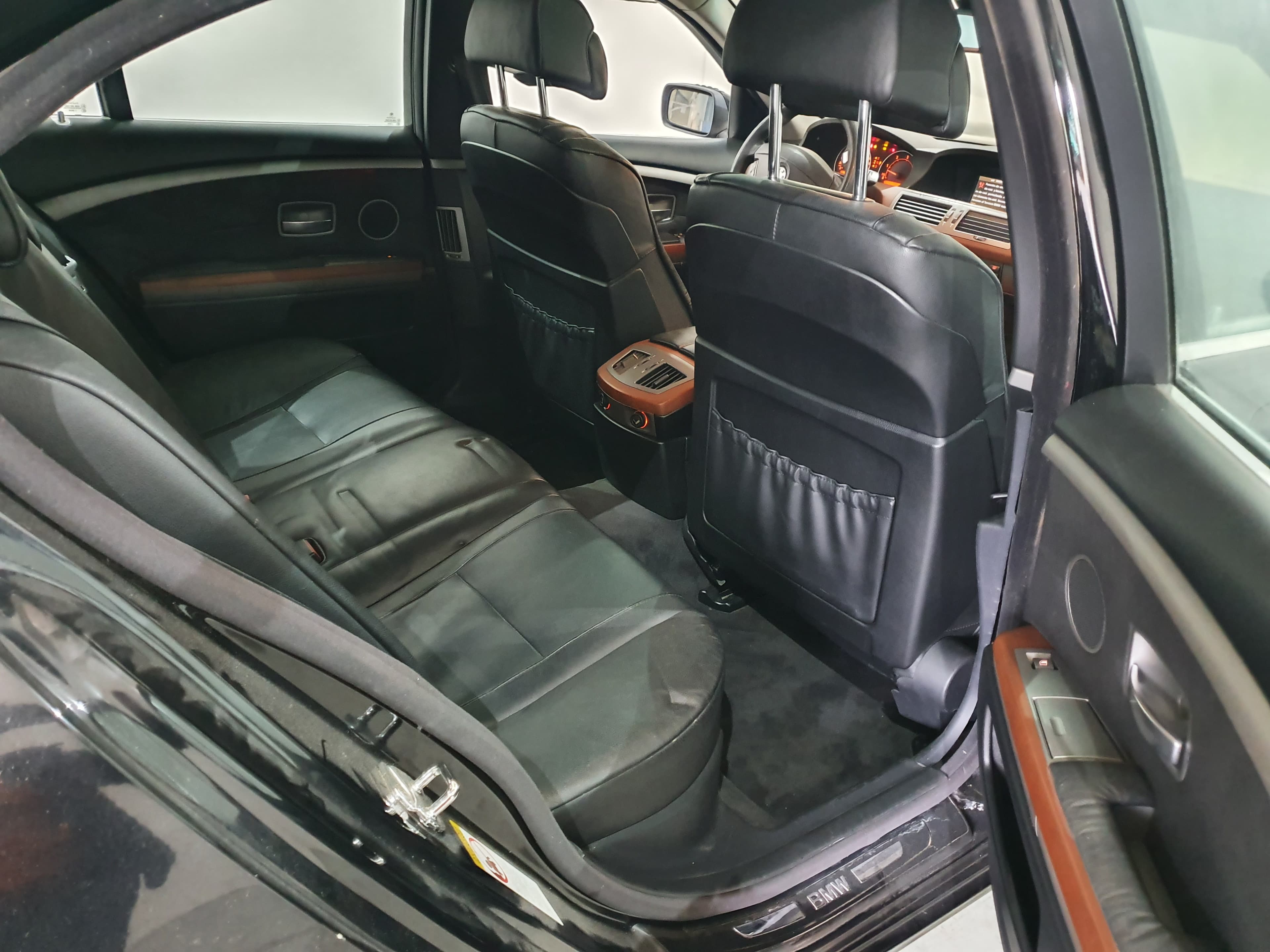 BMW 730D · Ano 2004 — imagem 20