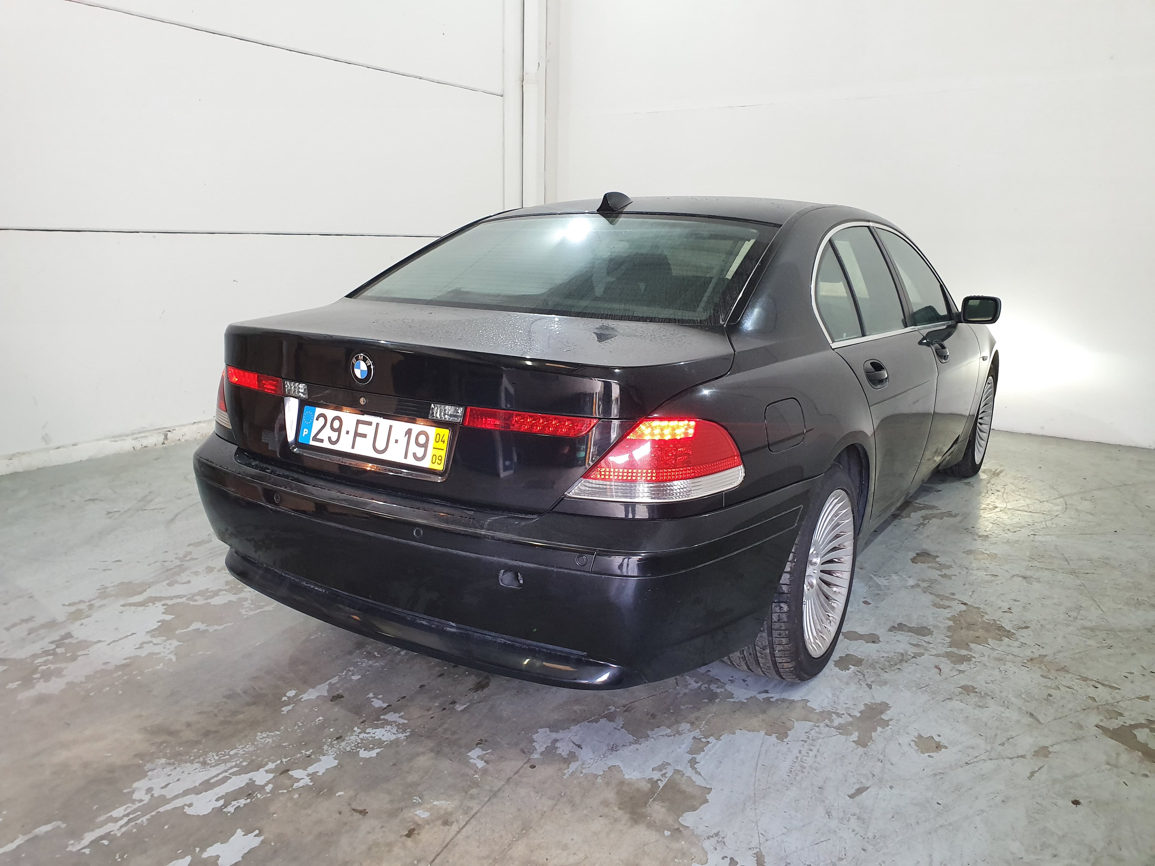 BMW 730D · Ano 2004 — imagem 8
