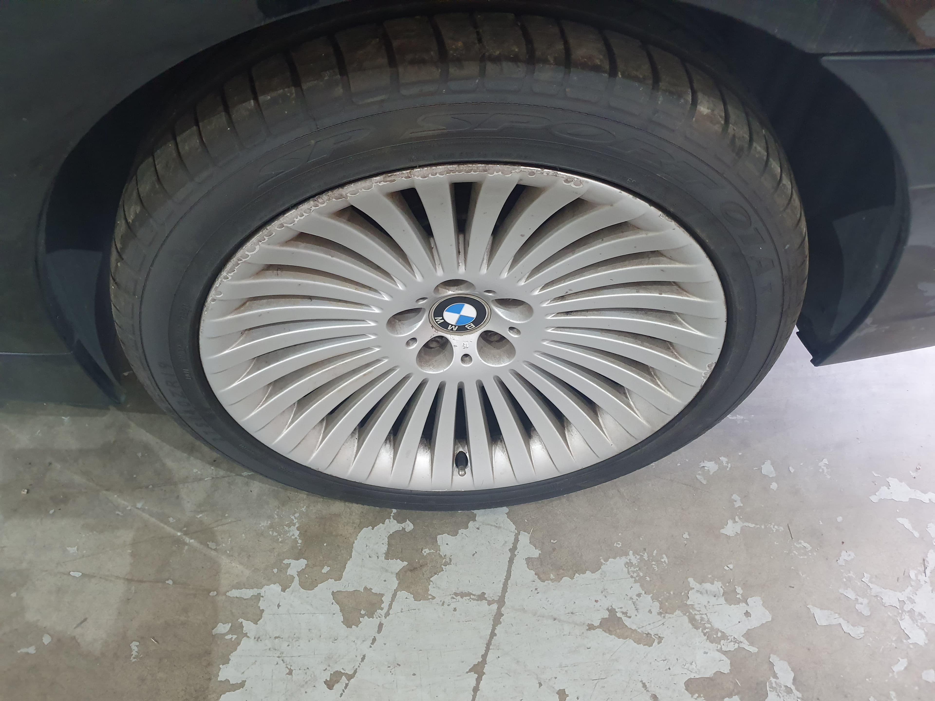 BMW 730D · Ano 2004 — imagem 19