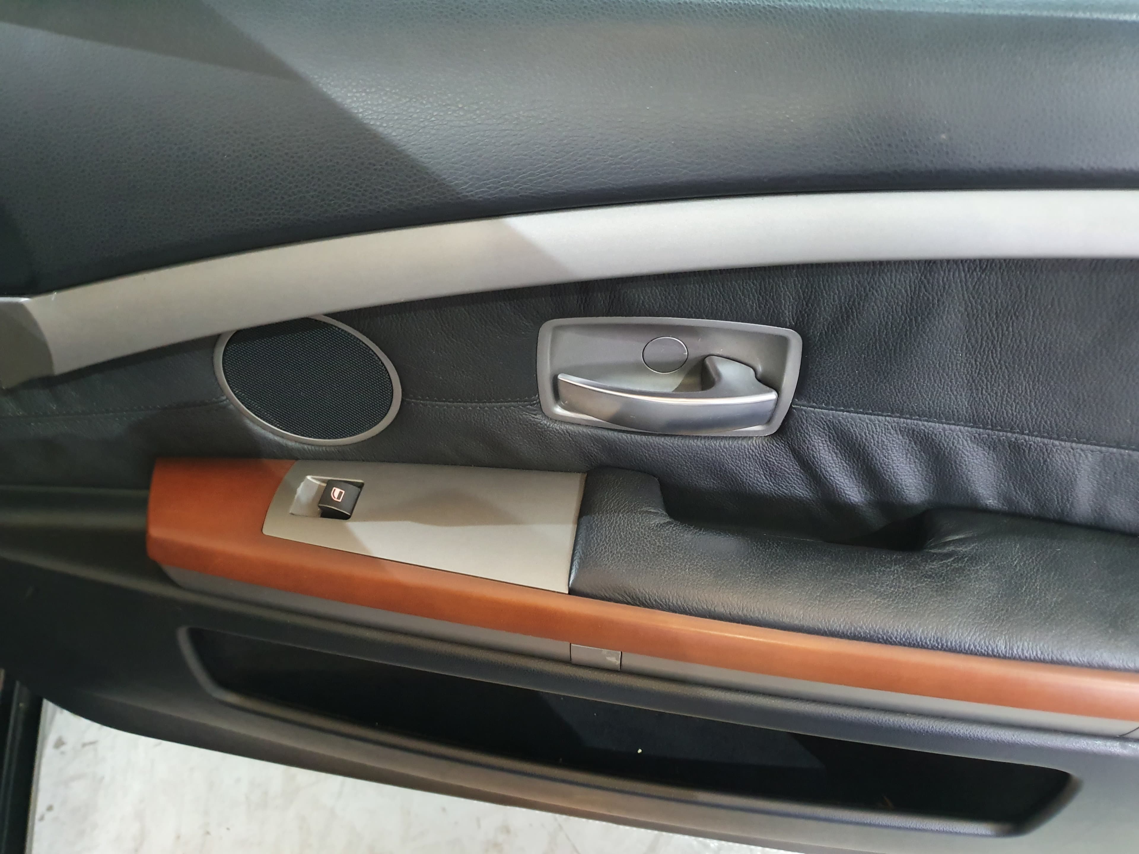 BMW 730D · Ano 2004 — imagem 24