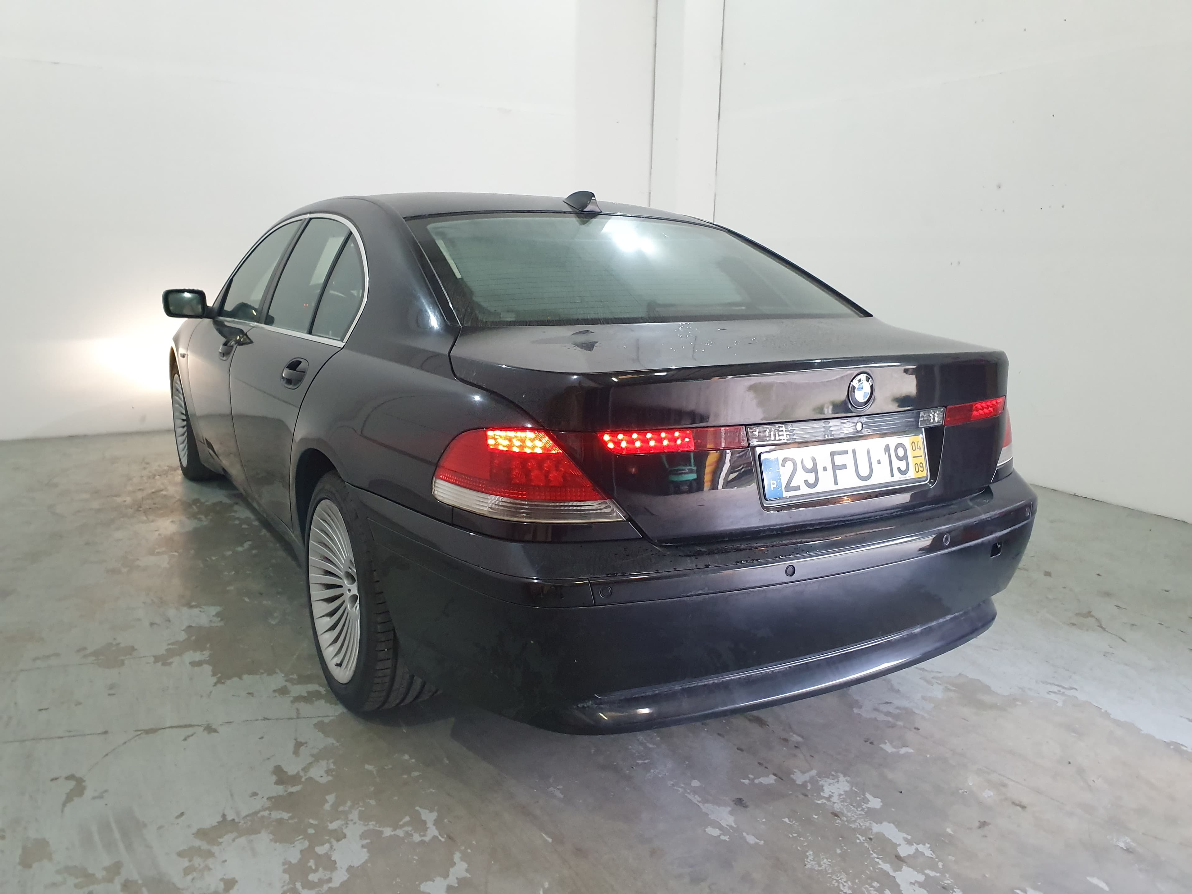 BMW 730D · Ano 2004 — imagem 6
