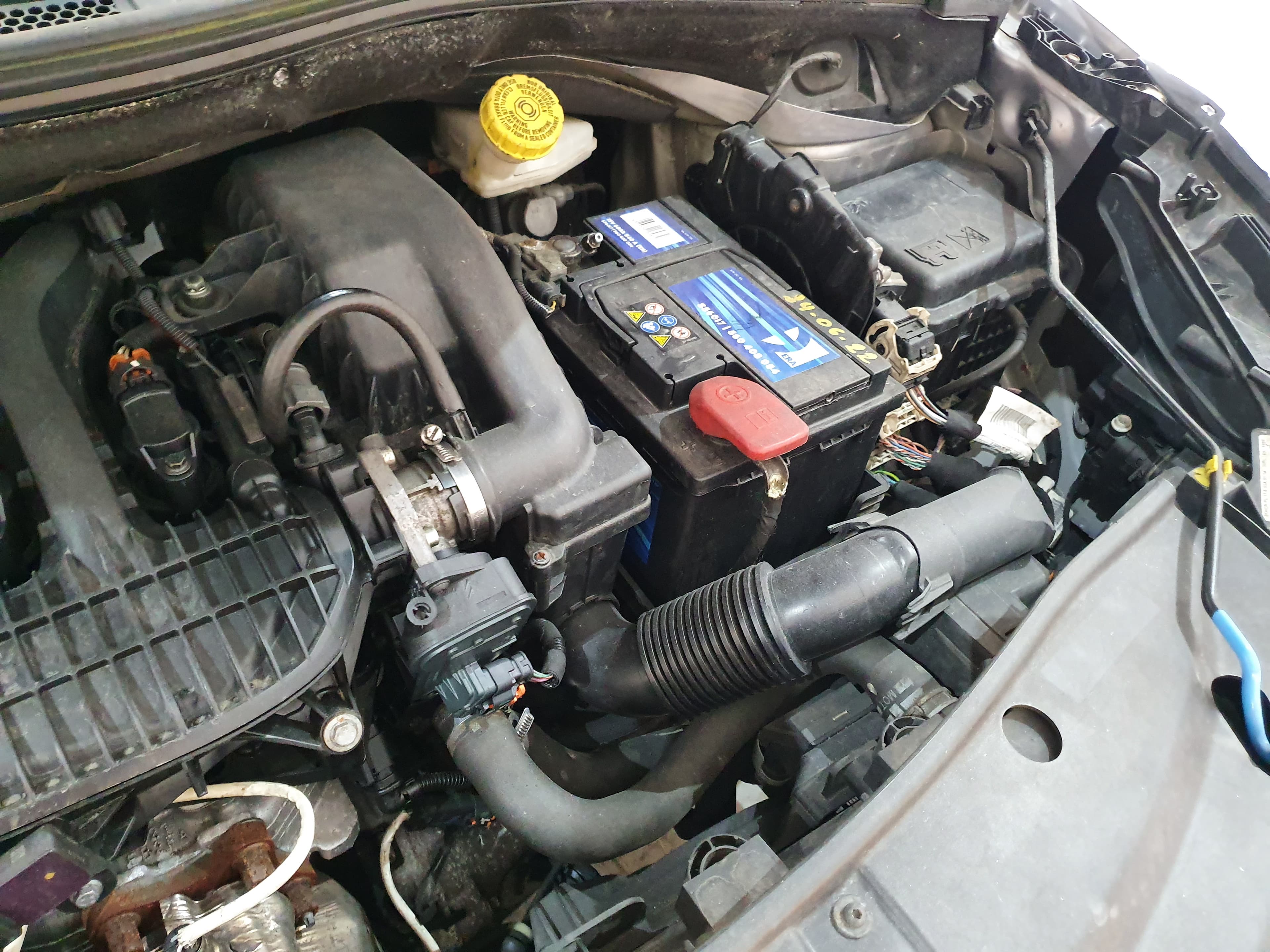 Peugeot 2008 · Ano 2014 — imagen 16