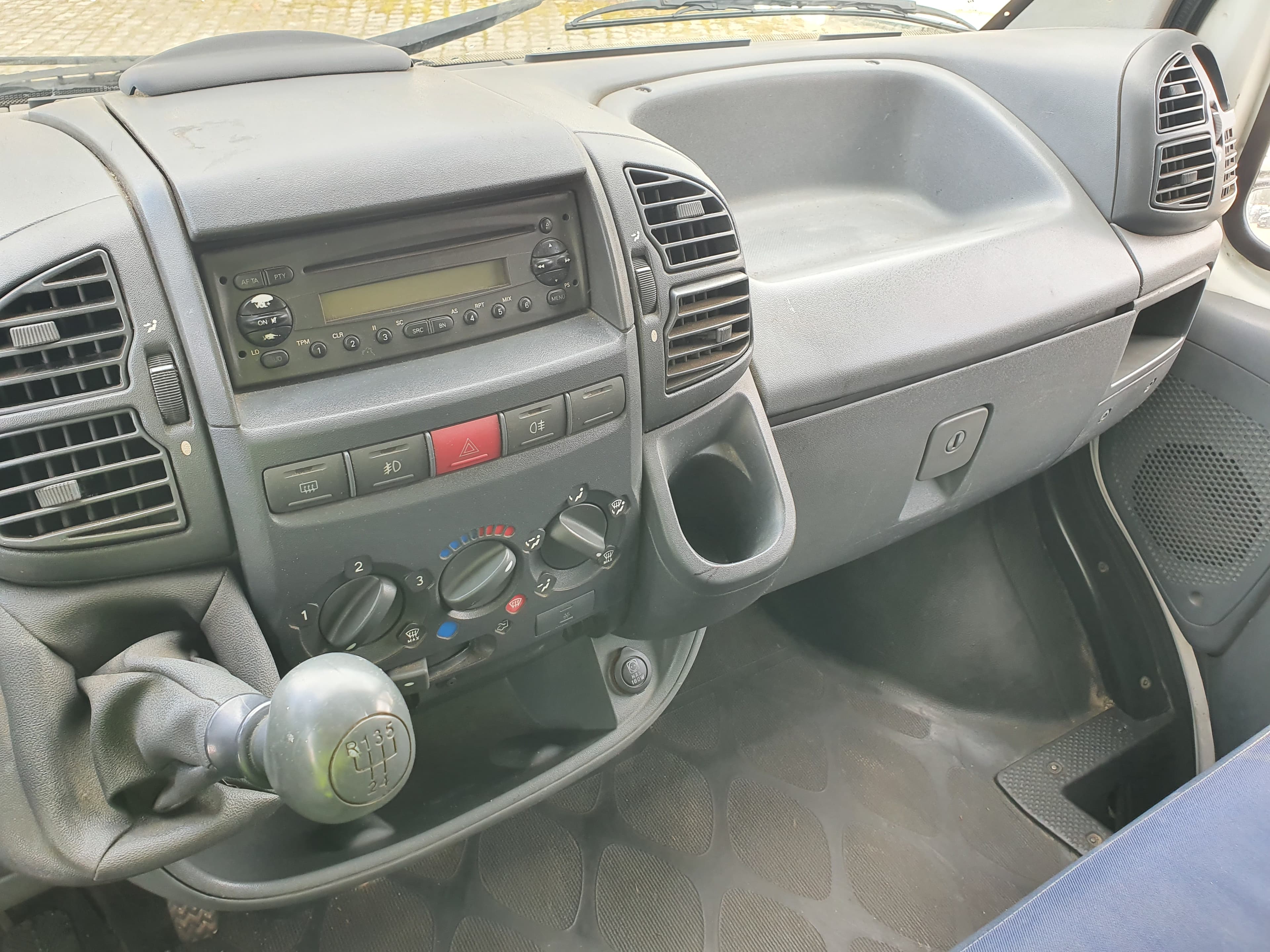 Peugeot Boxer · Ano 2006 — imagen 36