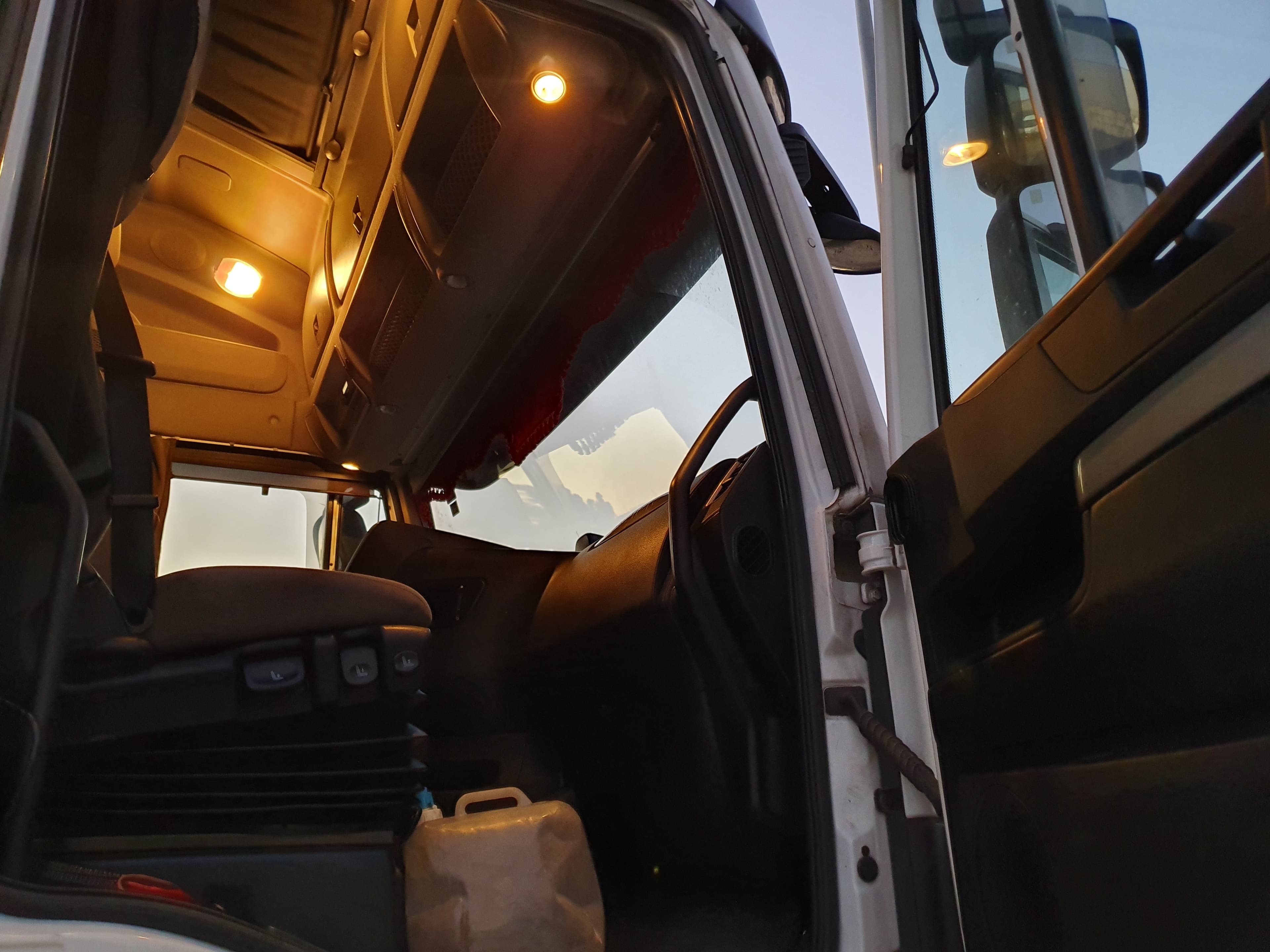 Iveco Stralis 460 · Ano 2017 — image 15