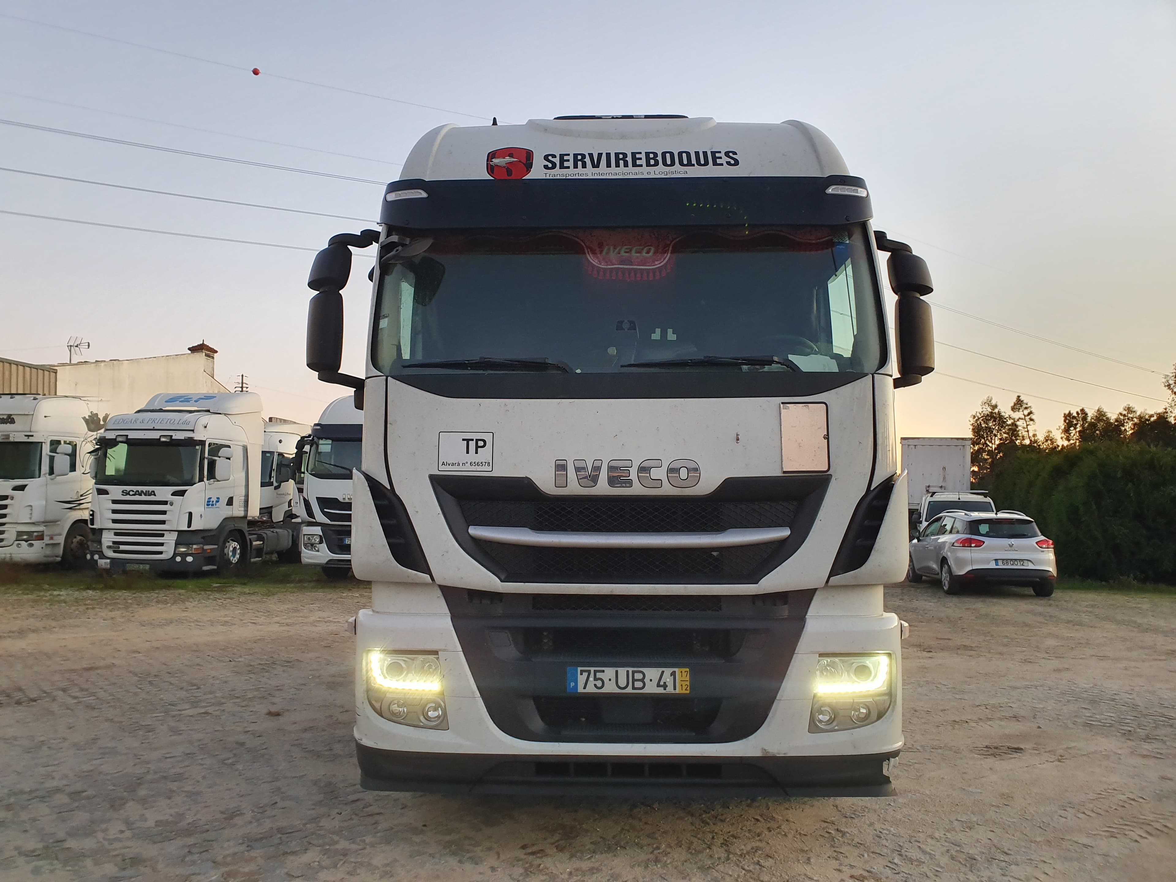 Iveco Stralis 460 · Ano 2017 — image 2