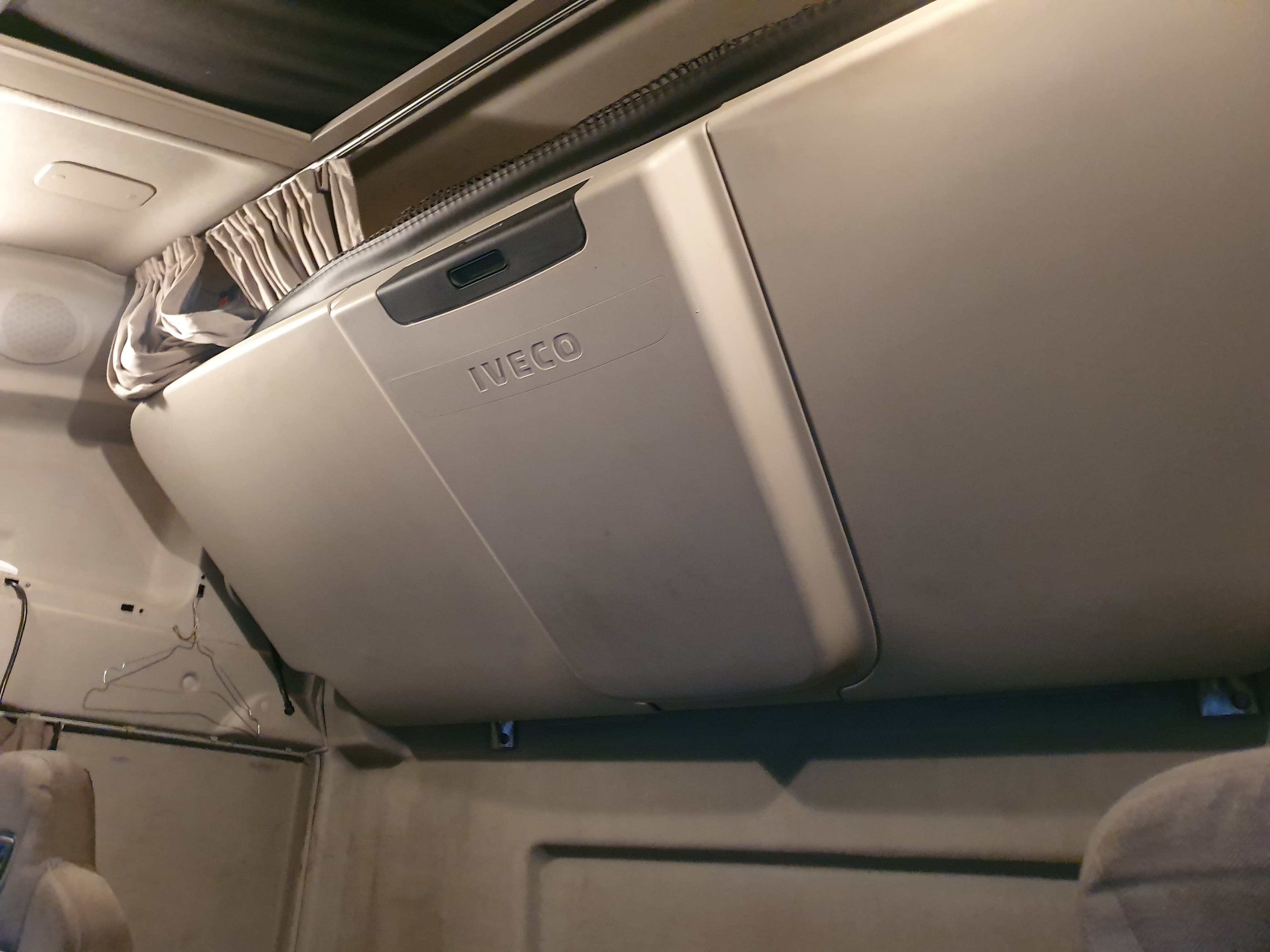 Iveco Stralis 460 · Ano 2017 — image 20