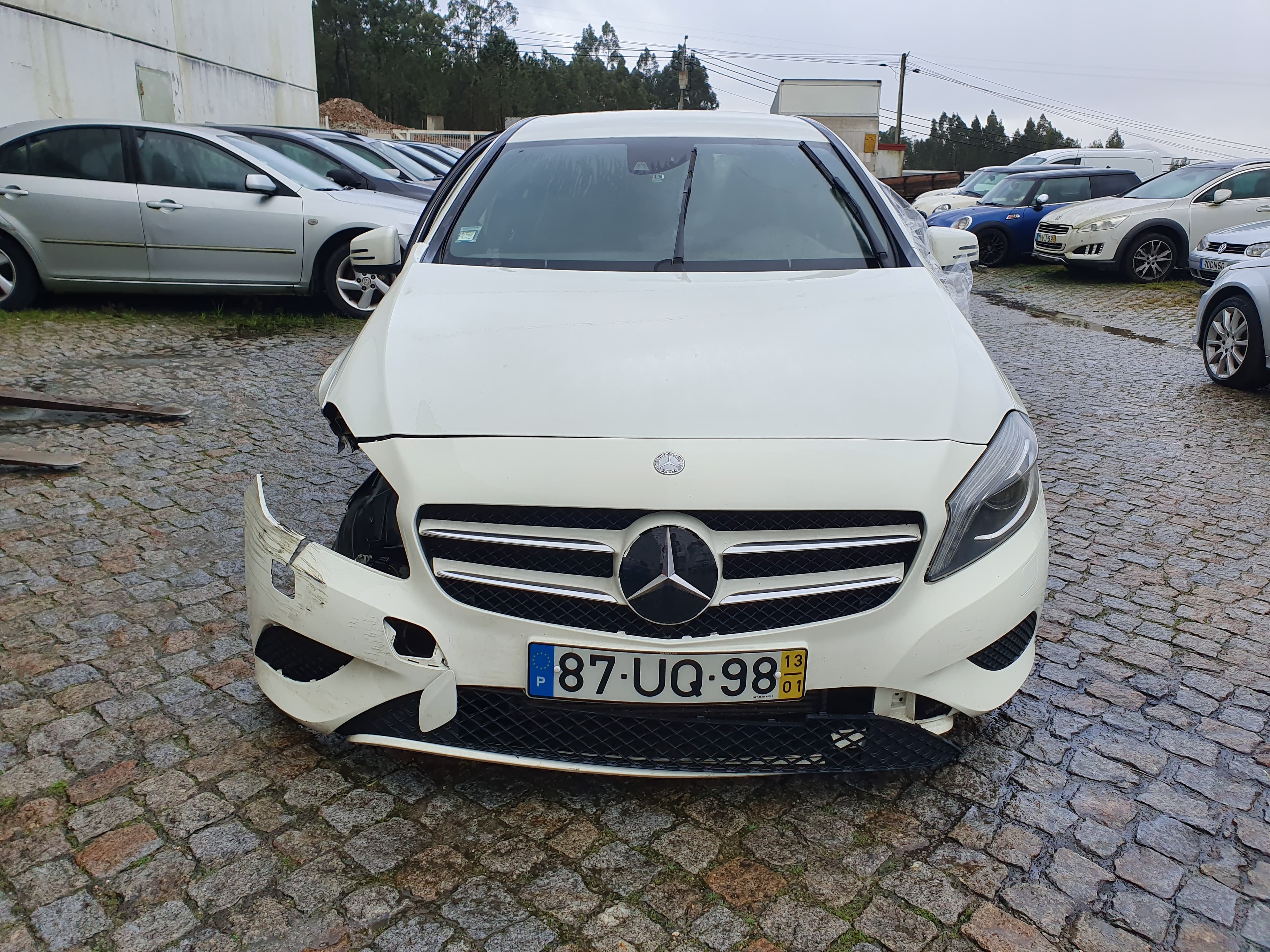 Mercedes-Benz A180 CDI · Ano 2013 — imagem 6