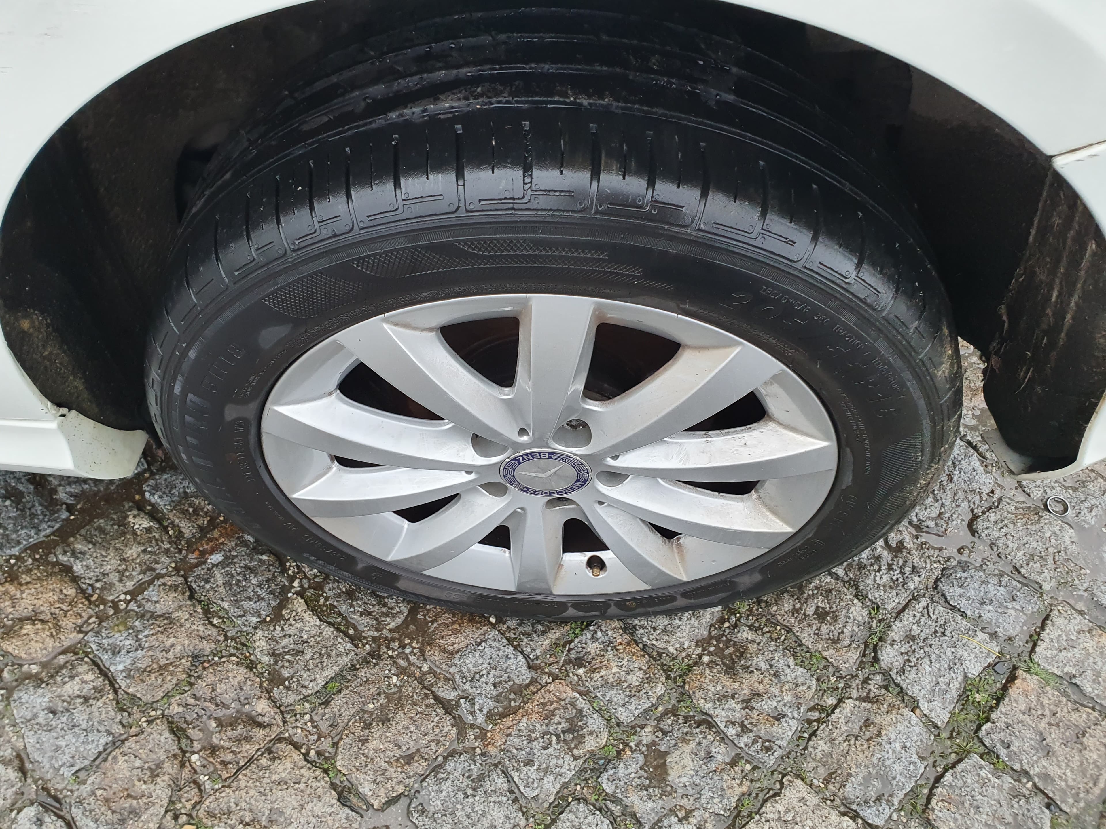 Mercedes-Benz A180 CDI · Ano 2013 — imagem 14