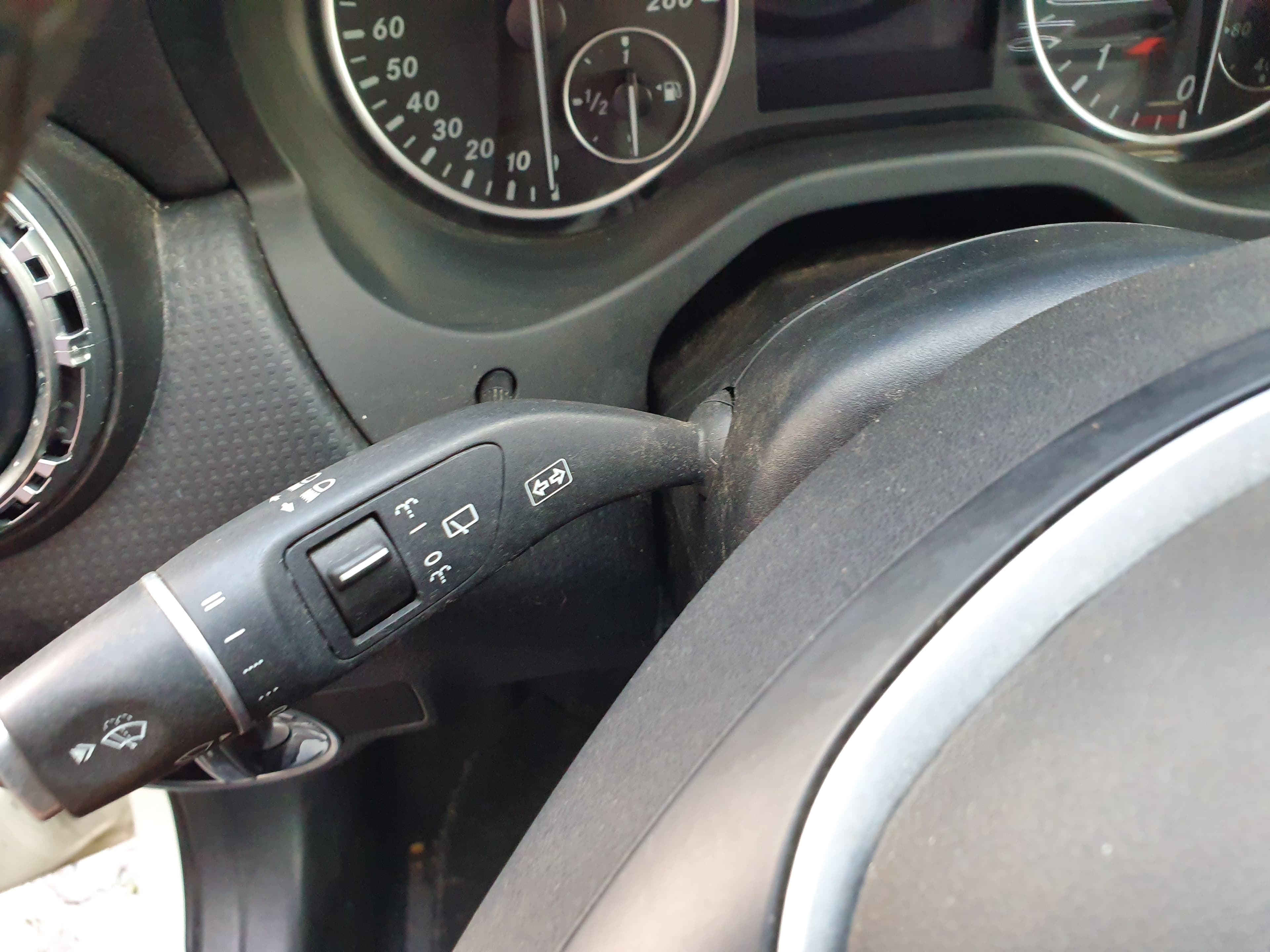 Mercedes-Benz A180 CDI · Ano 2013 — imagem 31